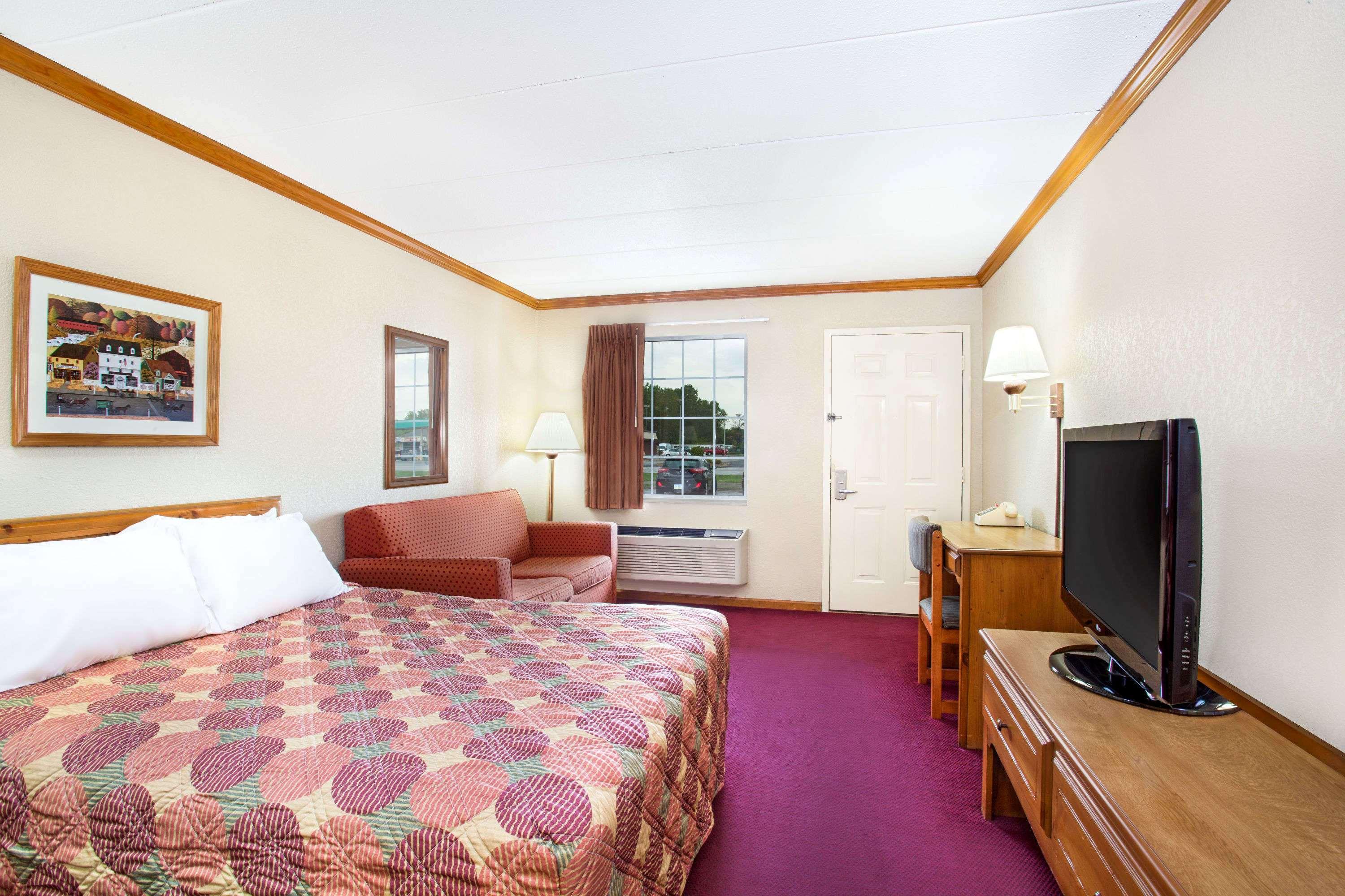 Days Inn Auburn — photo 5