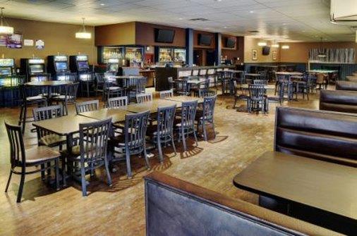 Lakeview Inn & Suites Drayton Valley — photo 4