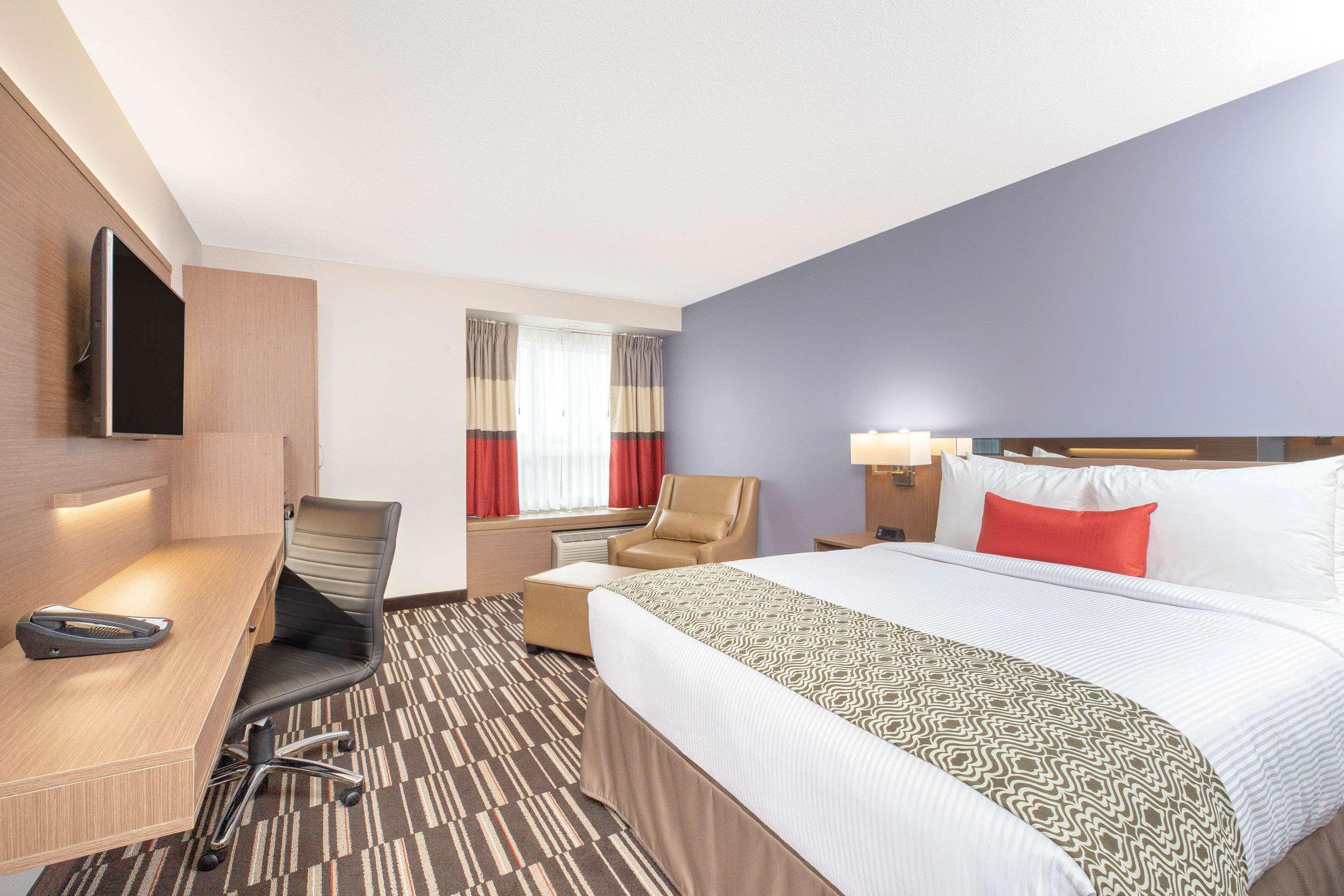 Microtel Inn & Suites by Wyndham Fort McMurray — photo 5