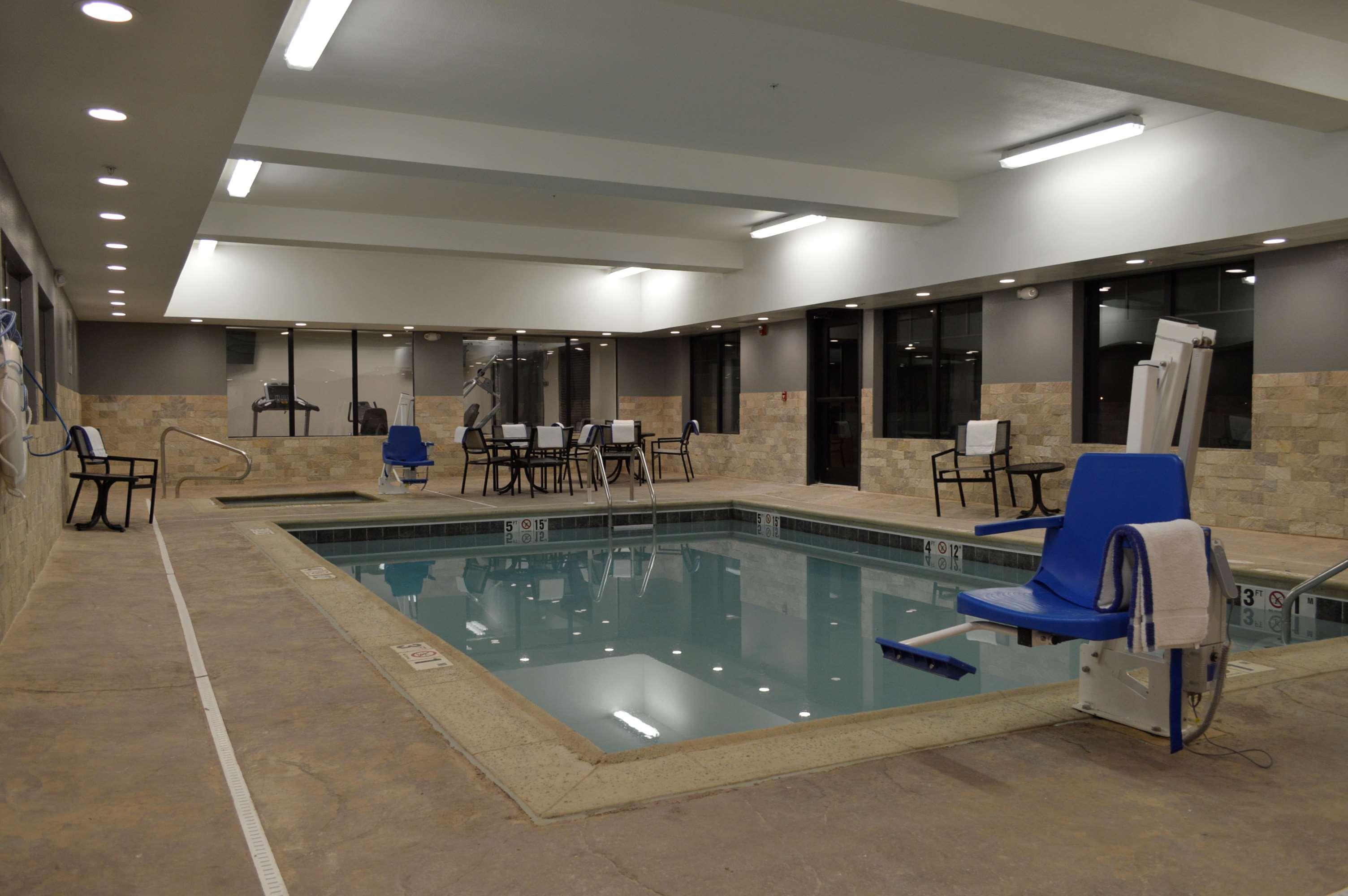 Best Western Plus Stevens County Inn — photo 5