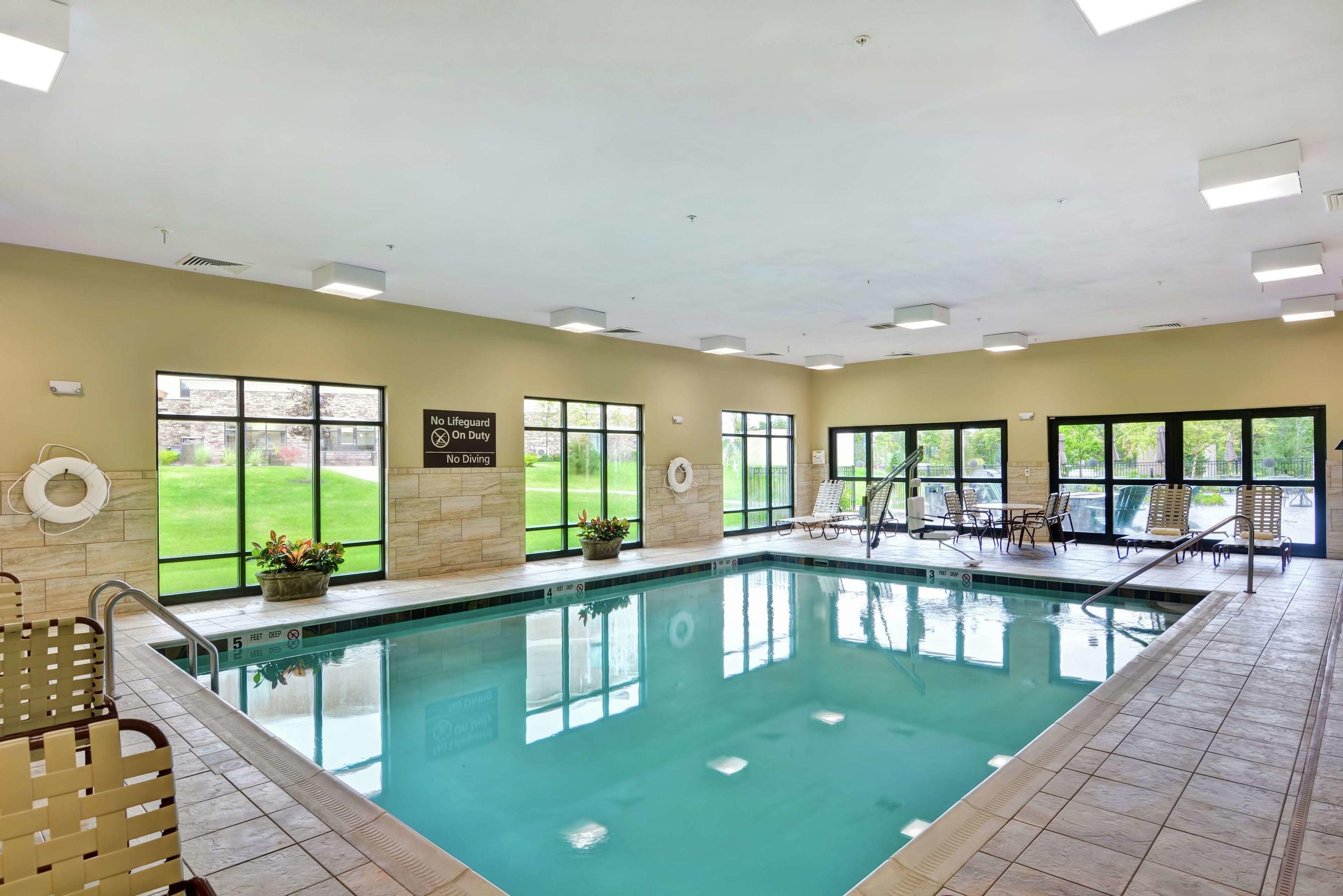 Hampton Inn & Suites New Hartford — photo 4