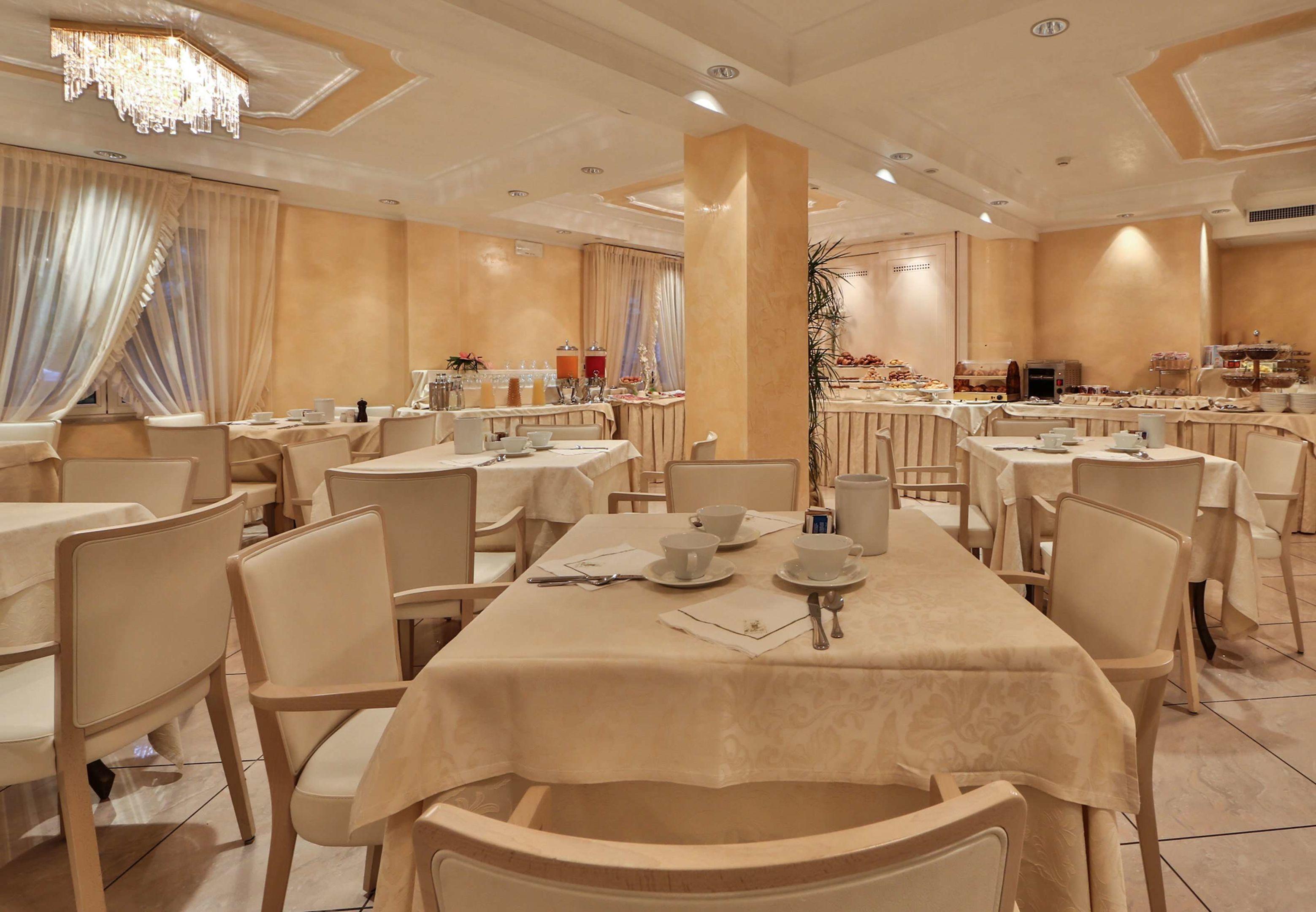 Hotel Globus, Sure Hotel Collection by Best Western — photo 4