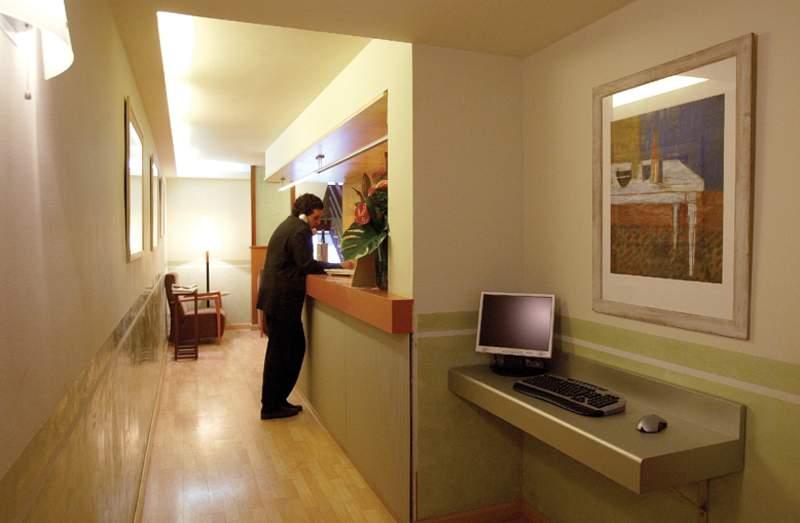 Aparthotel Senator — photo 4