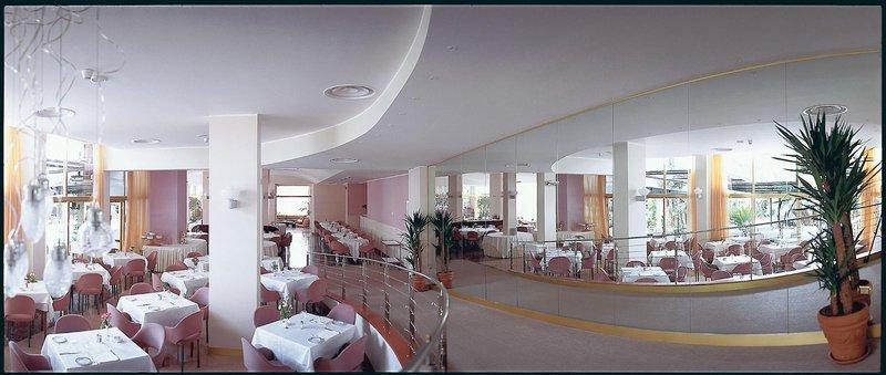 Reginna Palace — photo 4