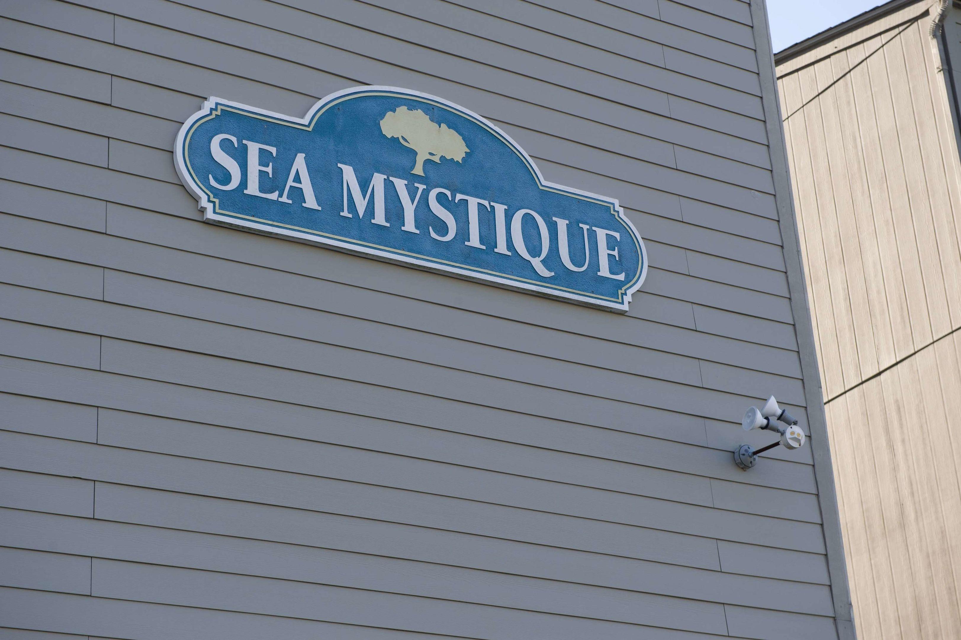 Sea Mystique Murrells Inlet a Ramada by Wyndham
