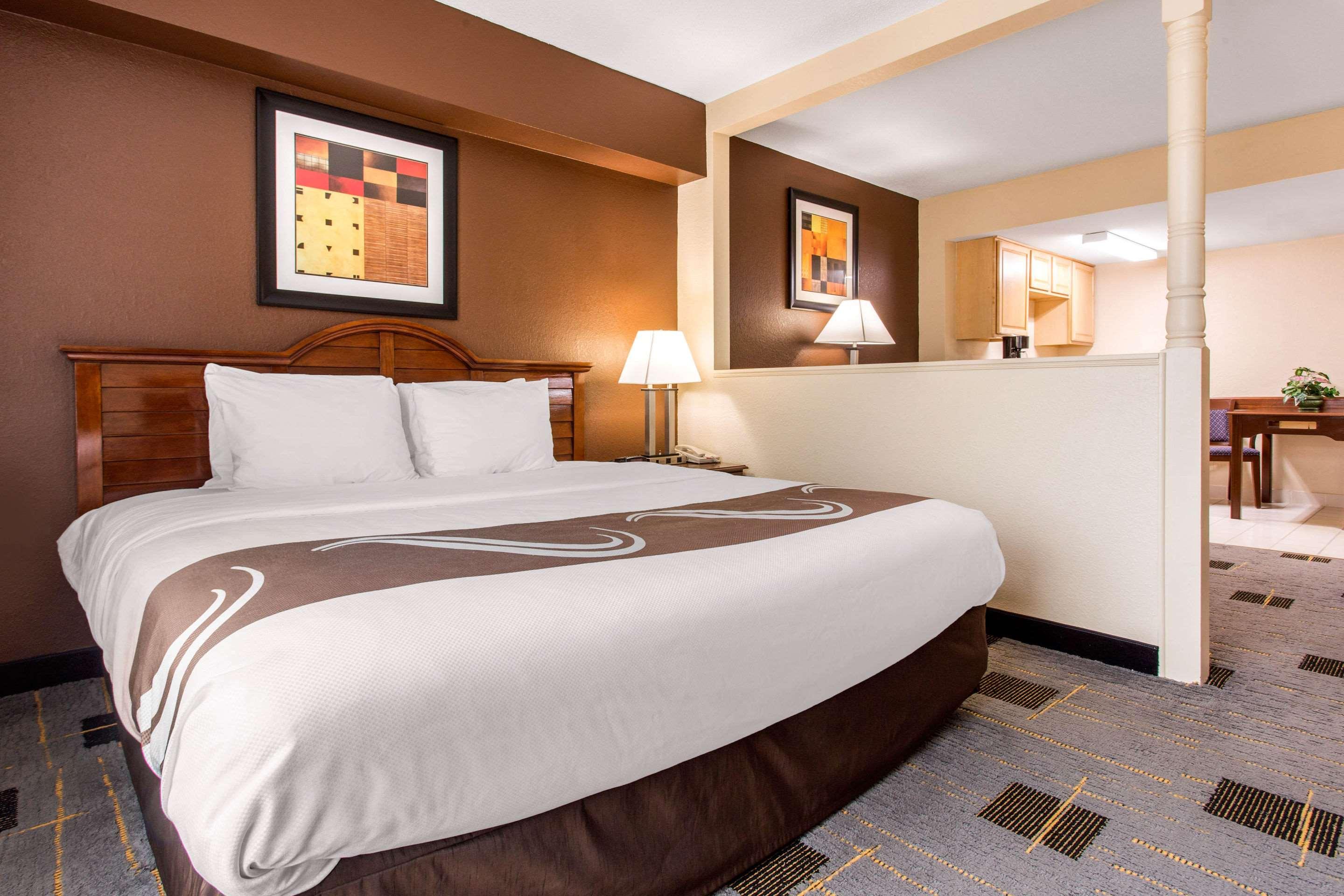 Quality Inn & Suites — photo 5