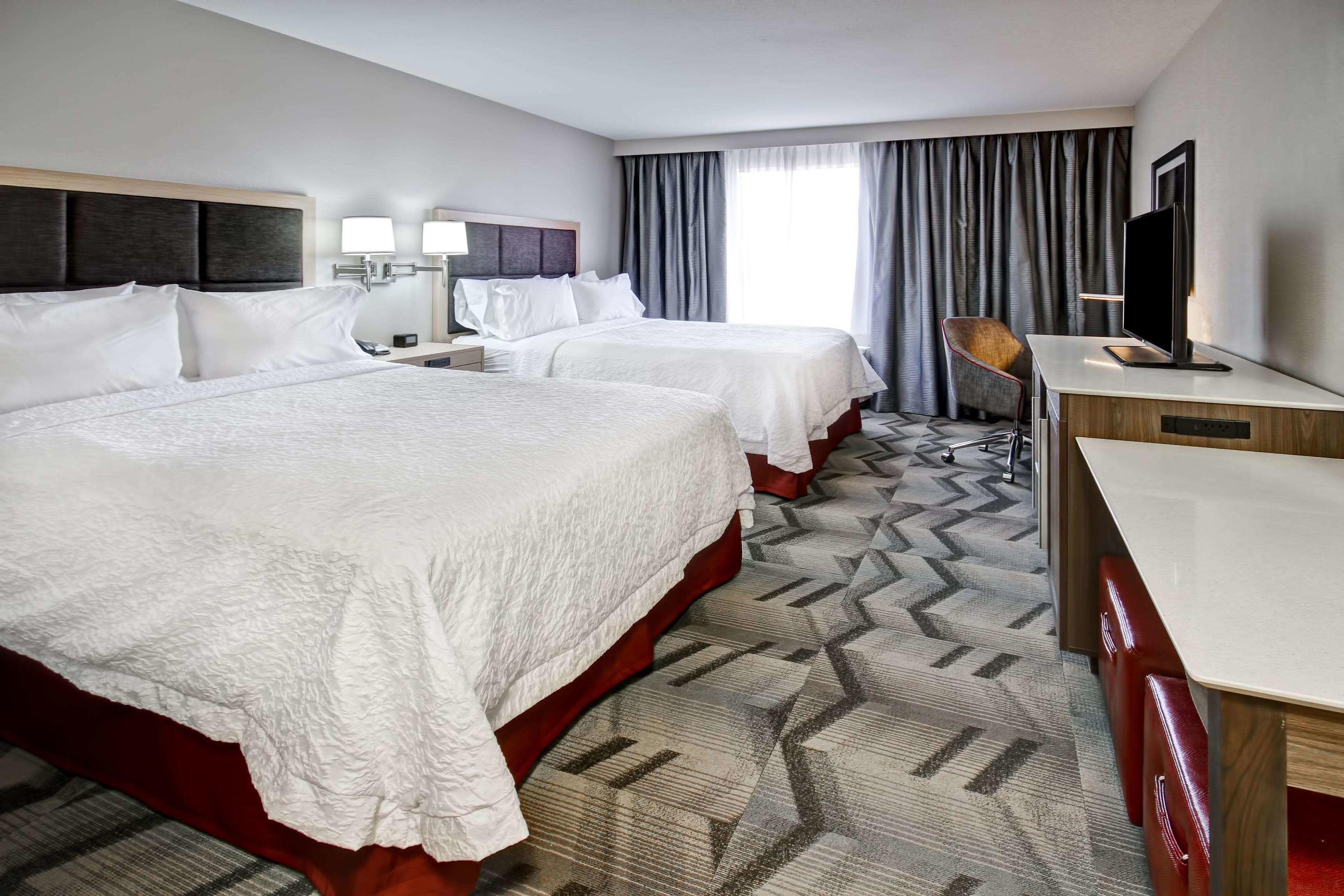 Hampton Inn & Suites by Hilton Medicine Hat — photo 5