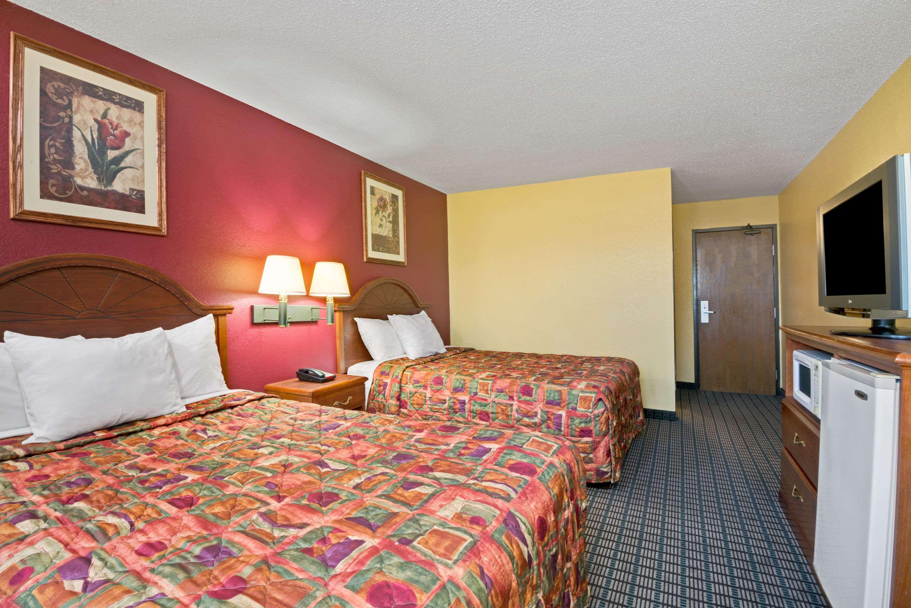 Days Inn Torrington — photo 5