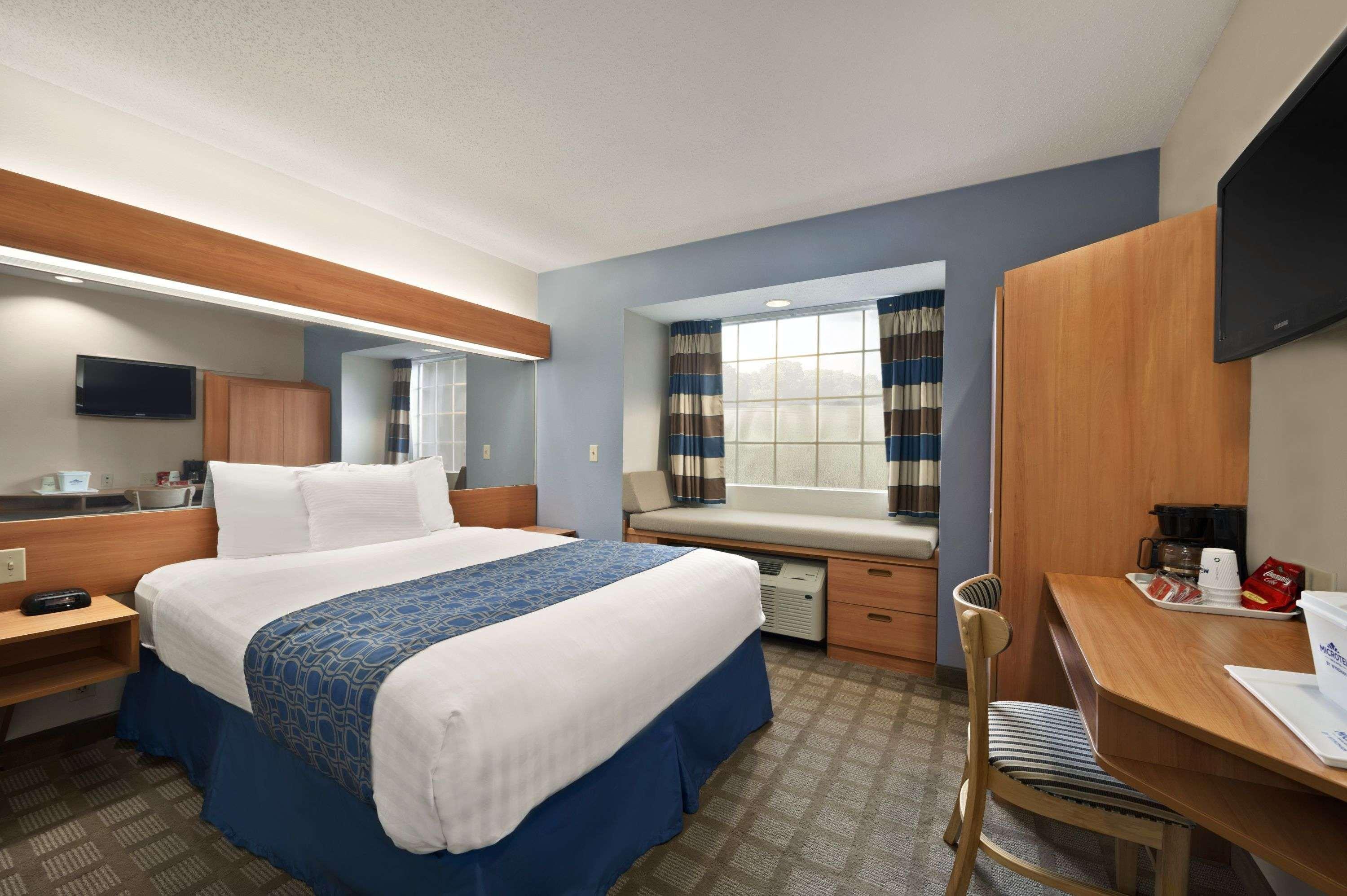 Microtel Inn & Suites by Wyndham Ponchatoula/Hammond — photo 4