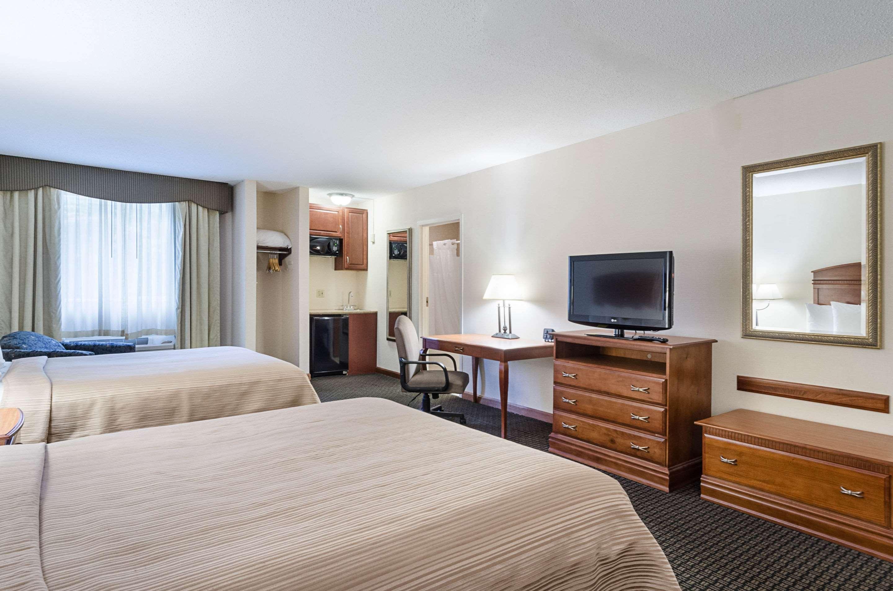 Quality Inn & Suites — photo 5