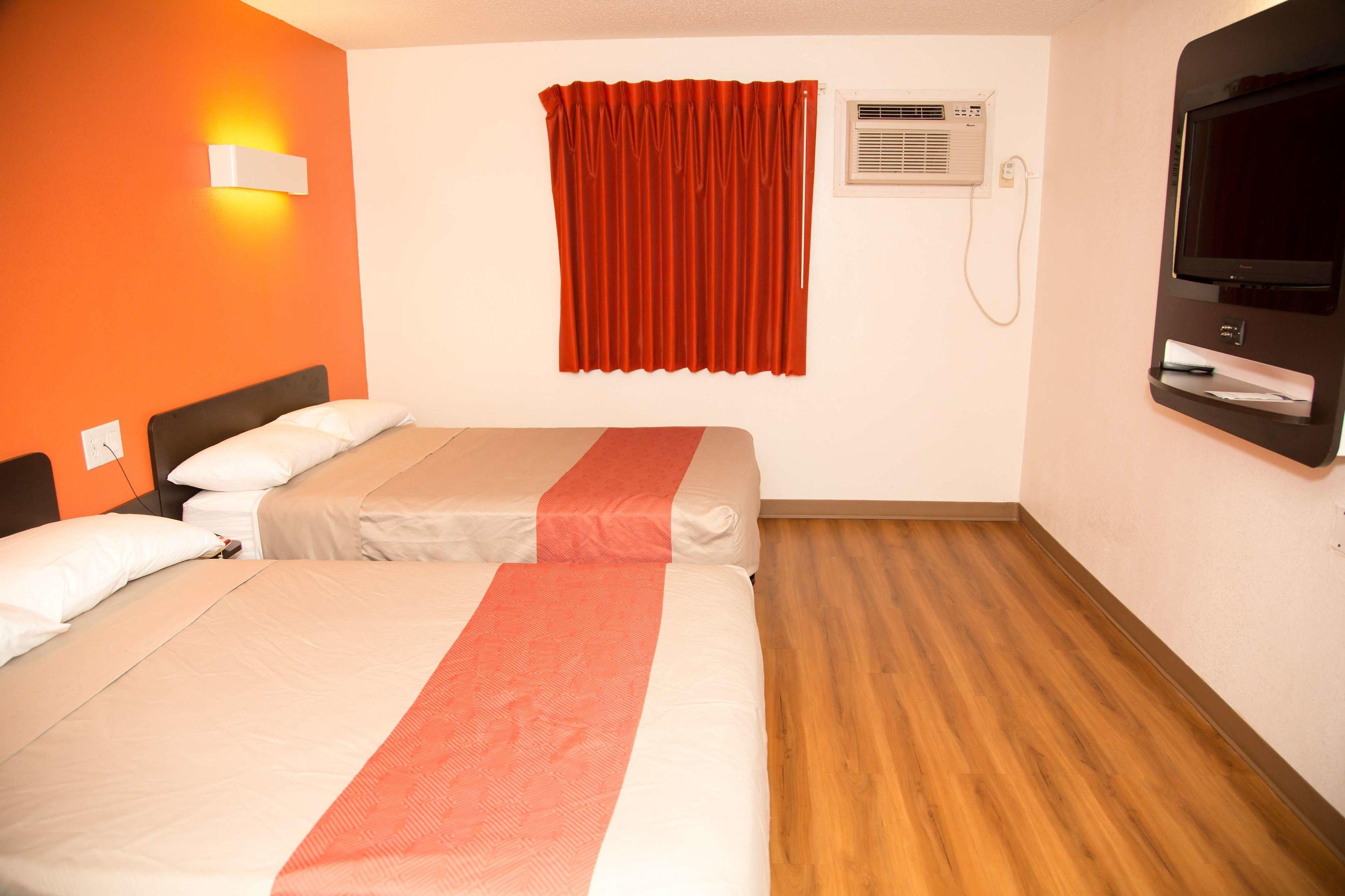 Motel 6 Omaha NE — photo 3