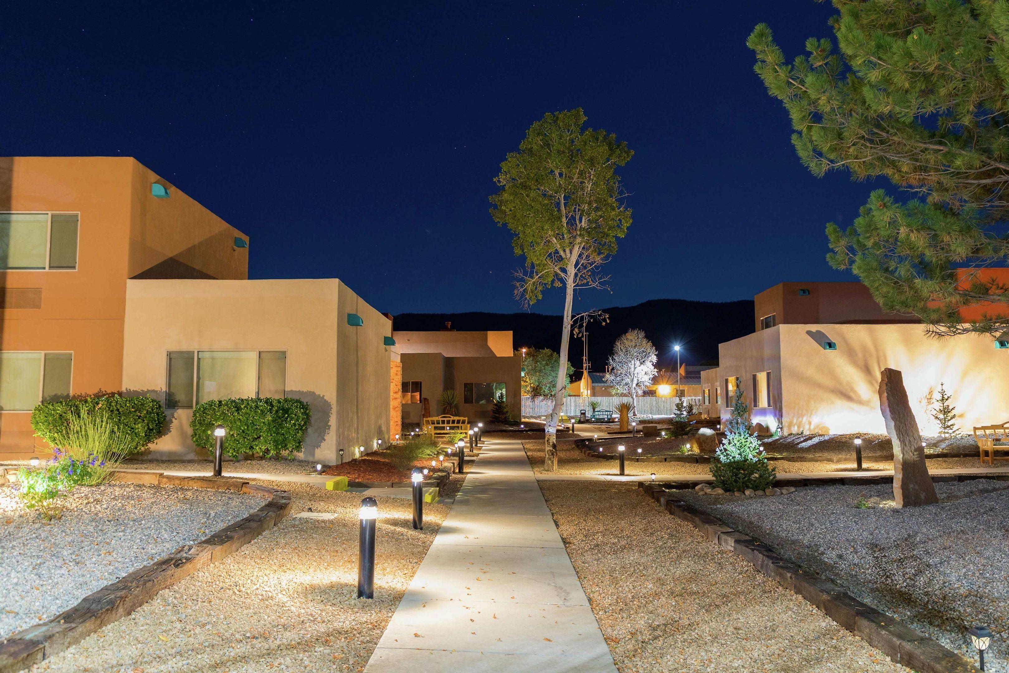 Hotel Don Fernando de Taos, Tapestry Collection by Hilton — photo 4