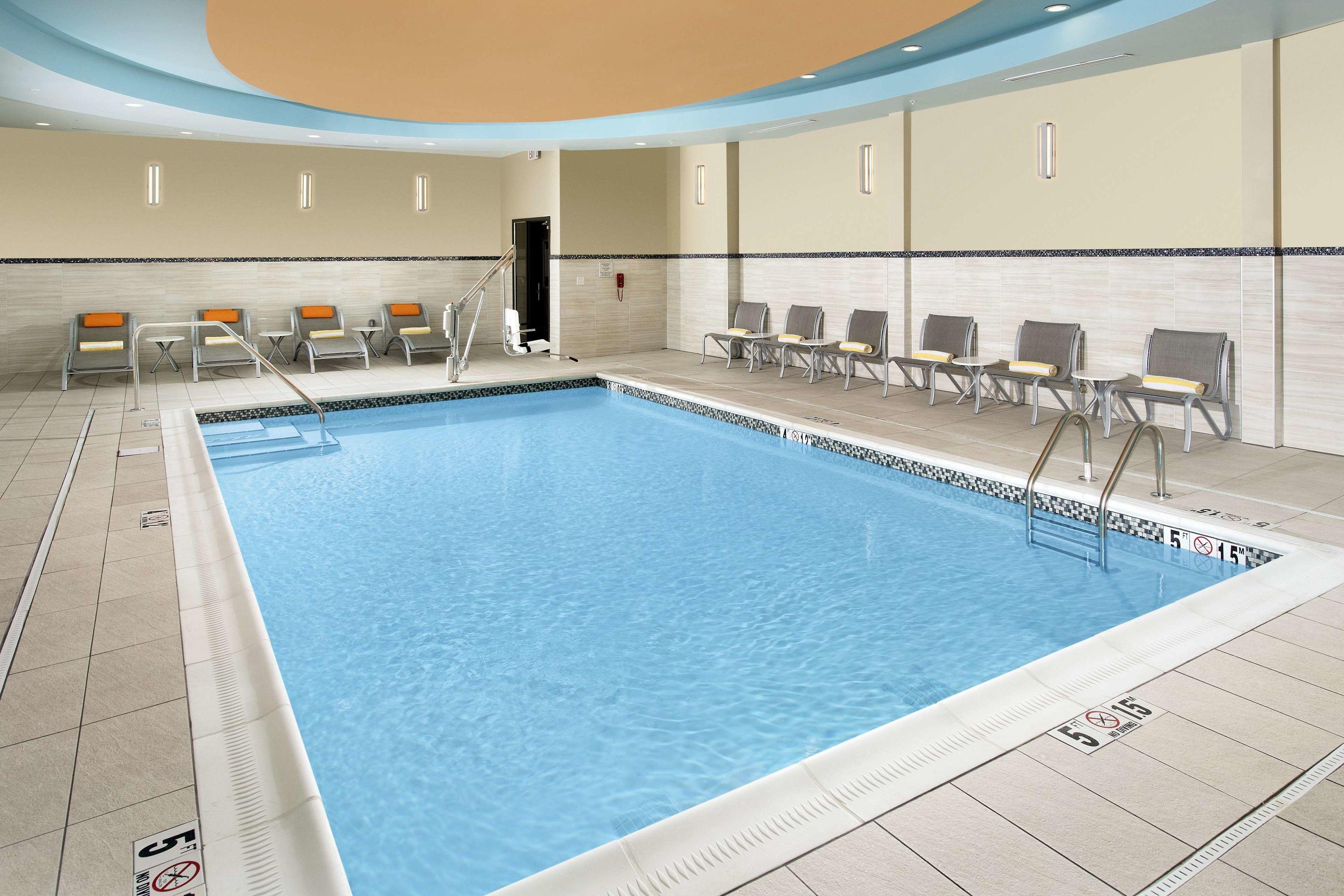 Hampton Inn Huntsville/Village of Providence — photo 4