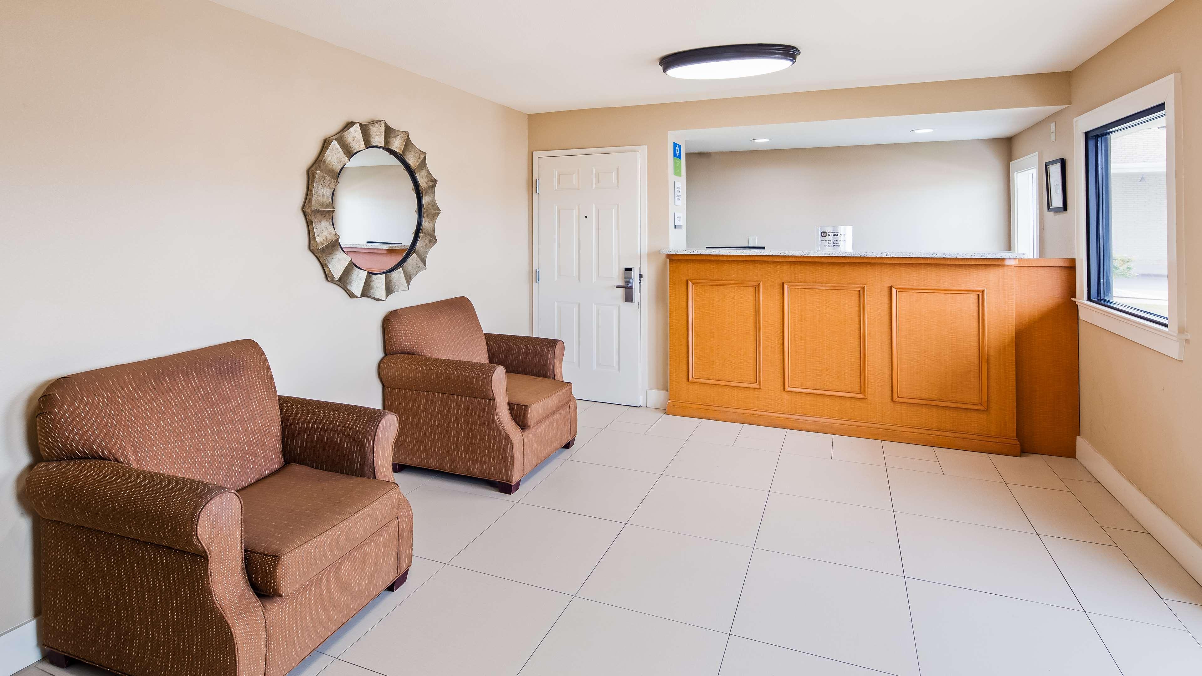 SureStay Hotel by Best Western Tupelo North — photo 4