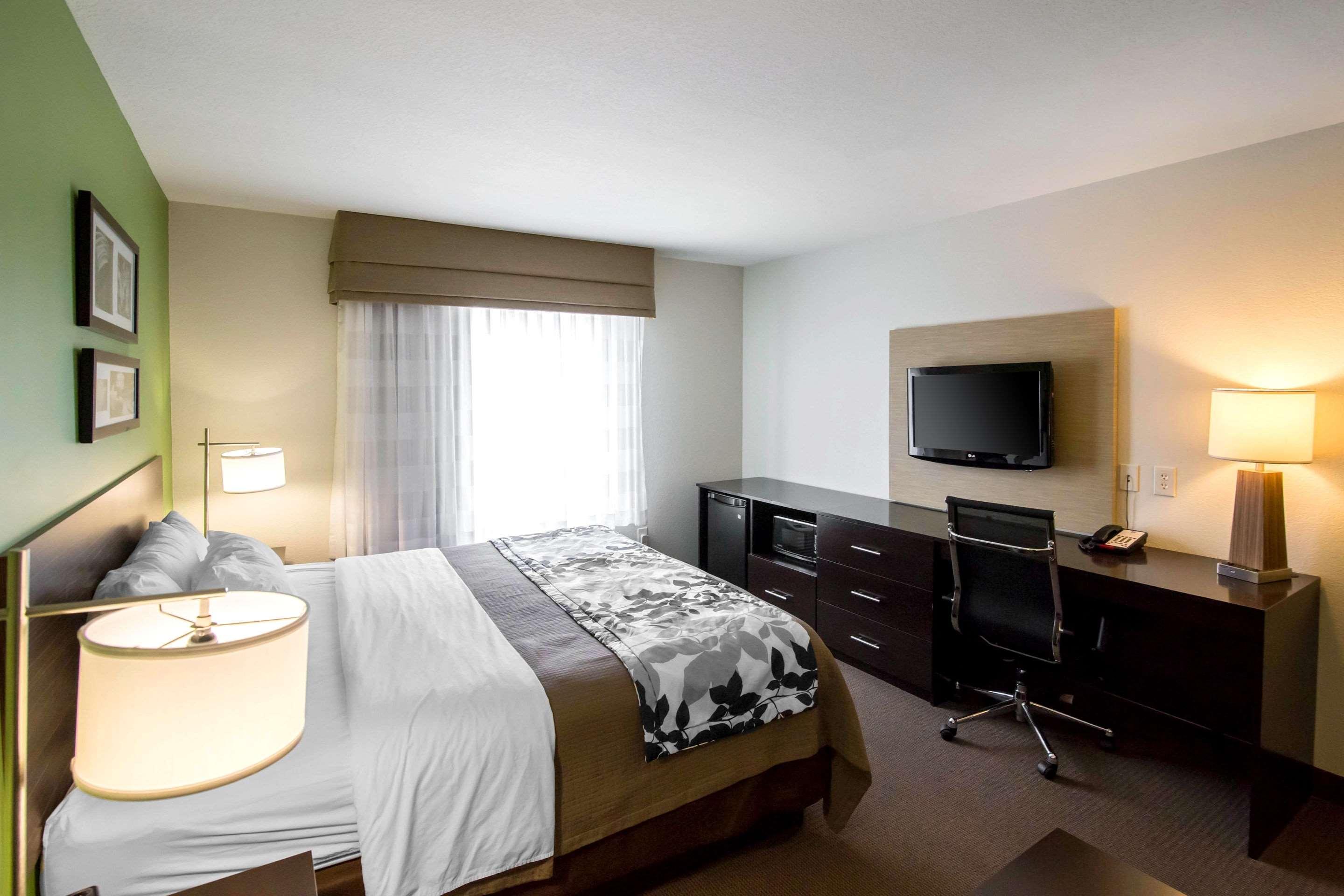 Sleep Inn & Suites Haysville — photo 5