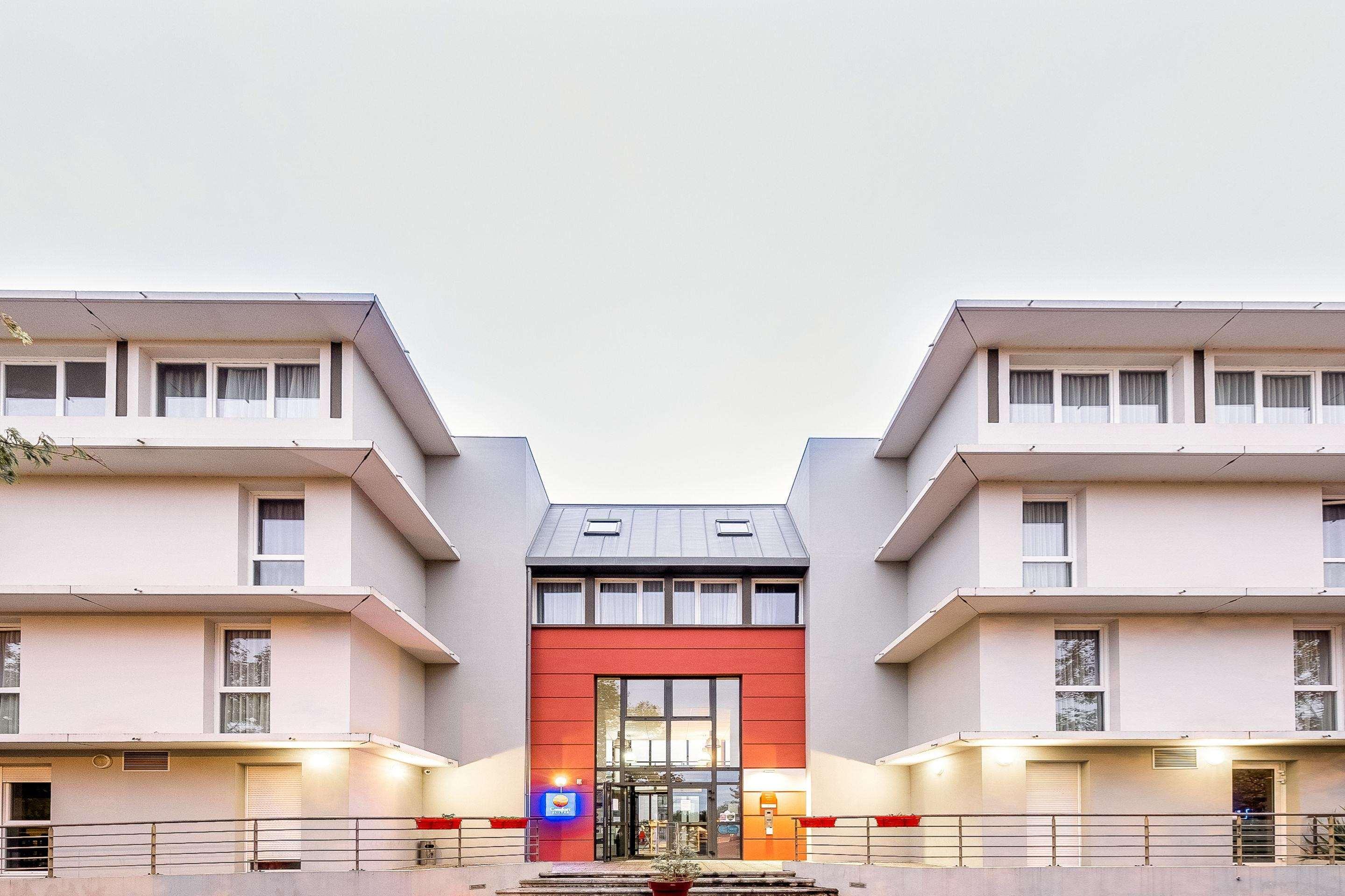 Comfort Suites Pau Idron — photo 4