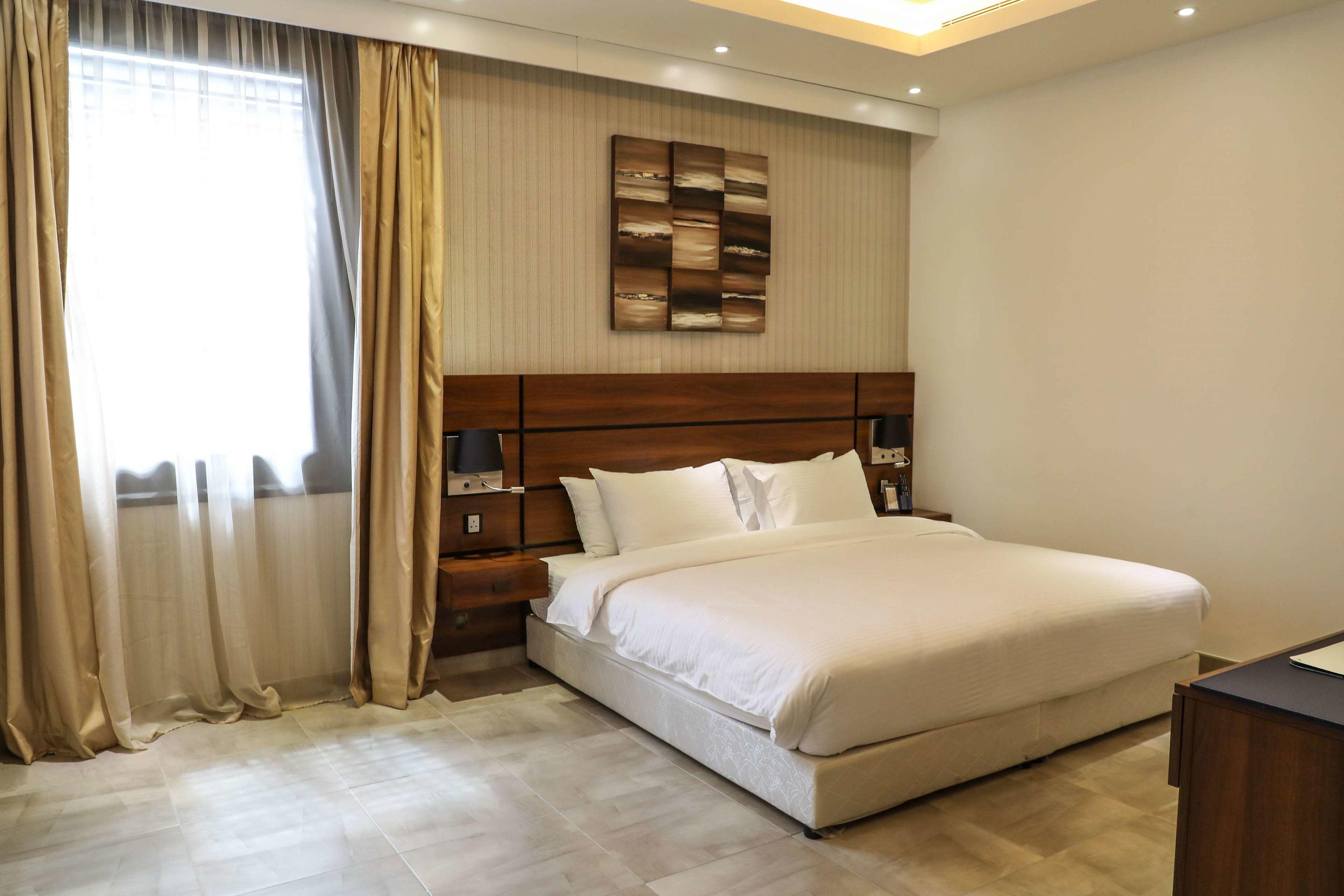 Q Suites Jeddah by EWA — photo 5