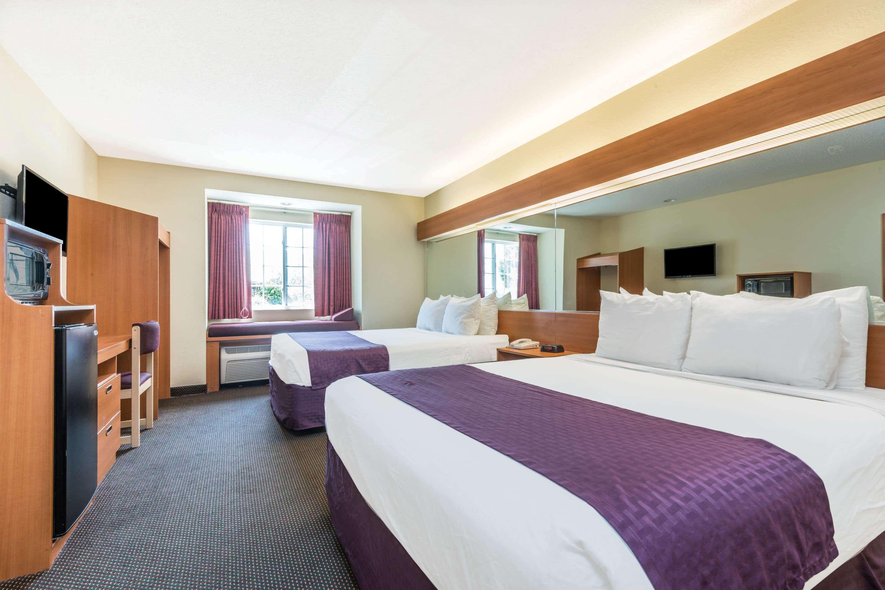 Microtel Inn & Suites by Wyndham Auburn — photo 4