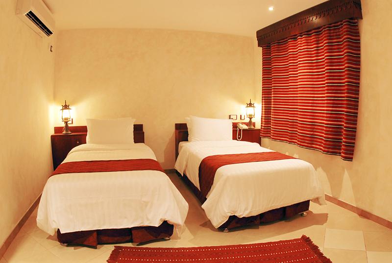Al Liwan Suites Hotel