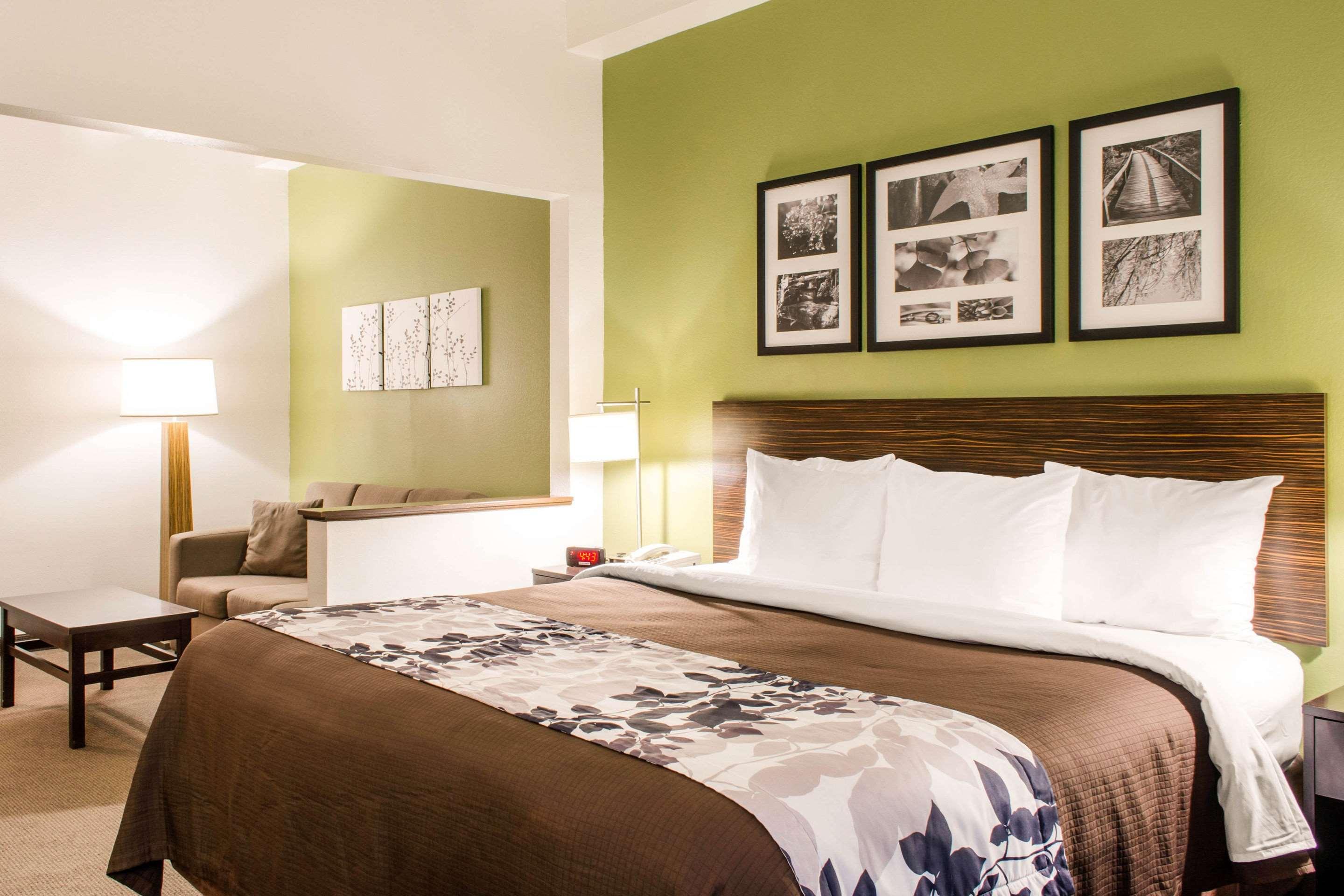 Sleep Inn & Suites — photo 4
