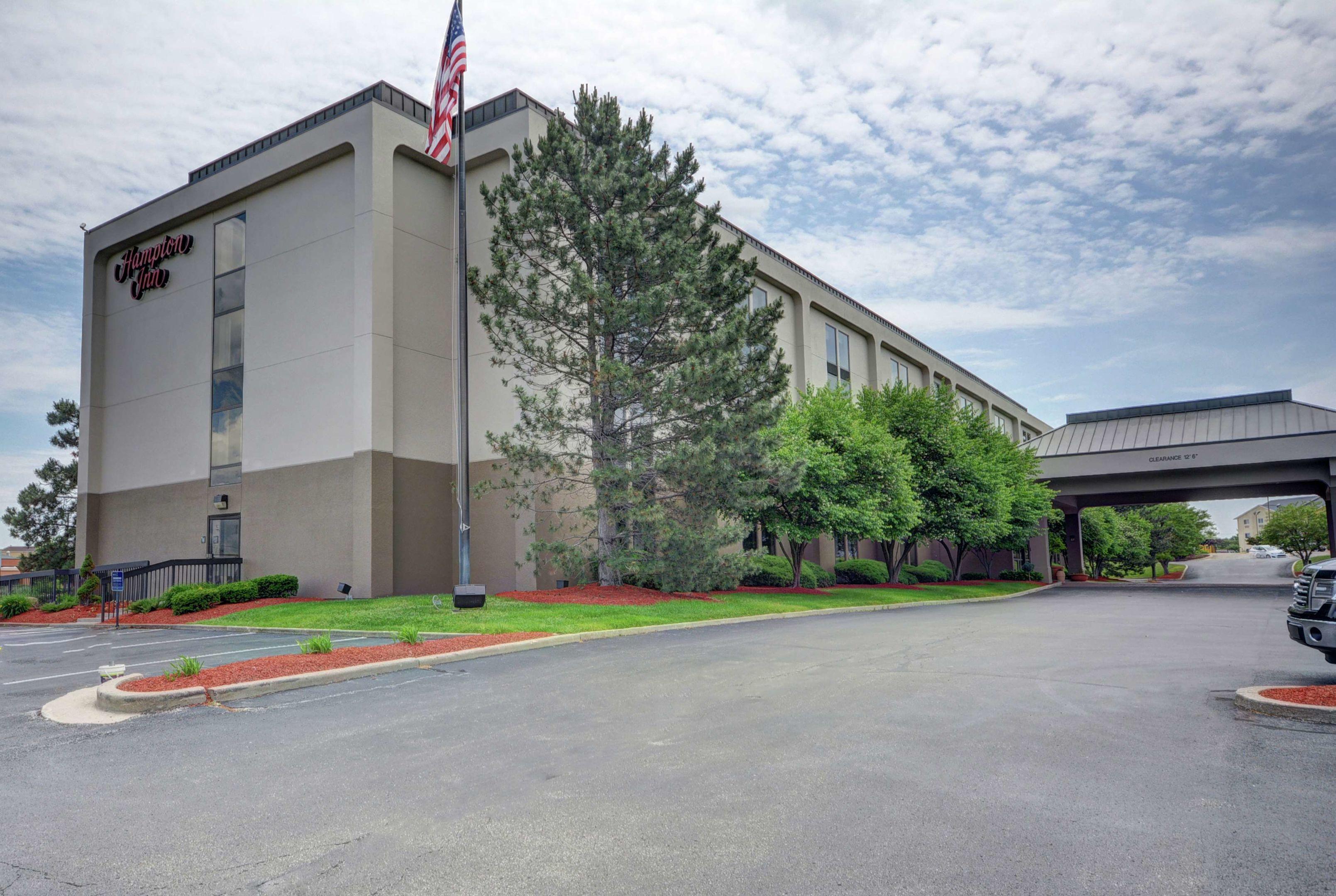 Hampton Inn Indianapolis South — photo 3