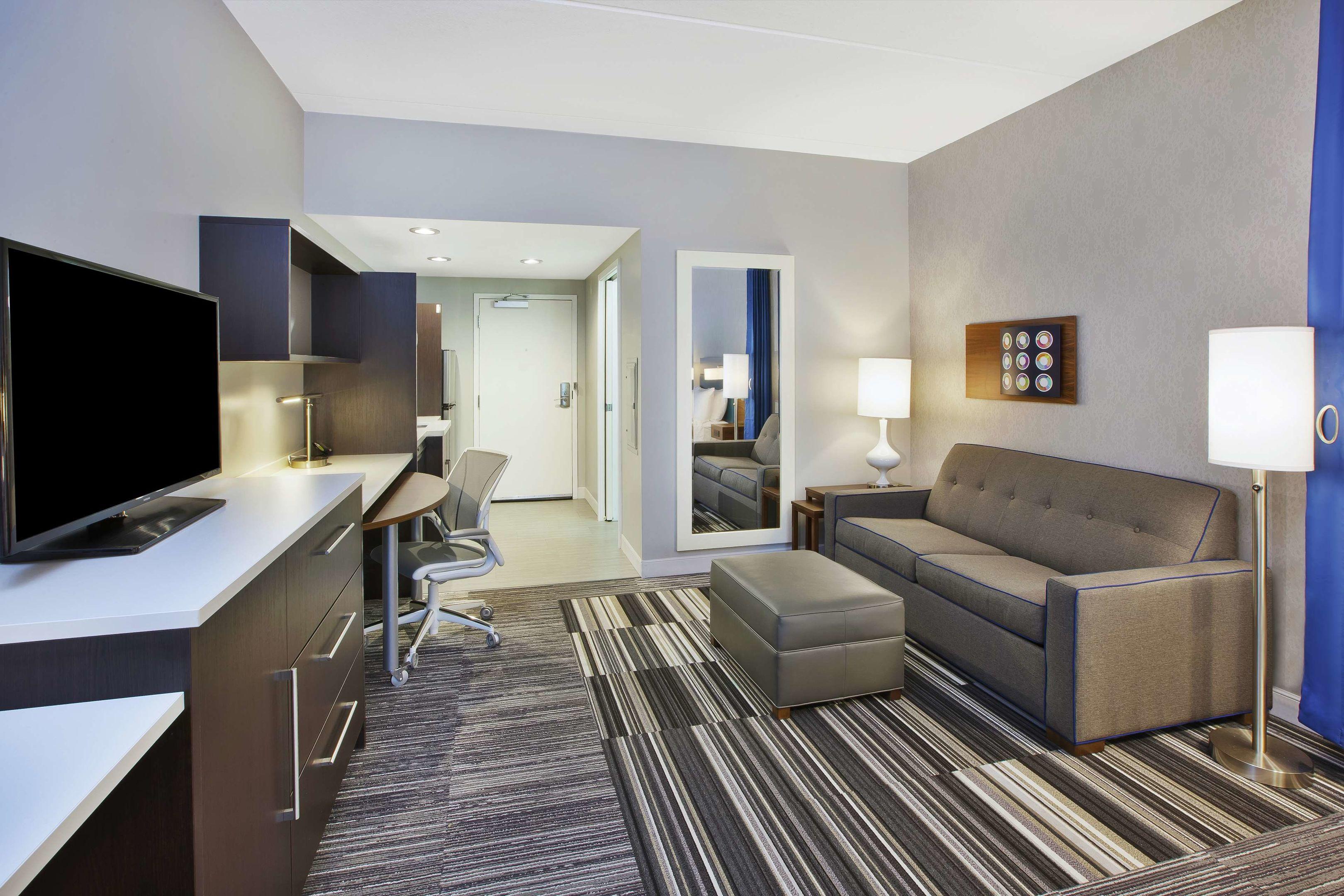 Home2 Suites by Hilton Pittsburgh Area Beaver Valley — photo 5