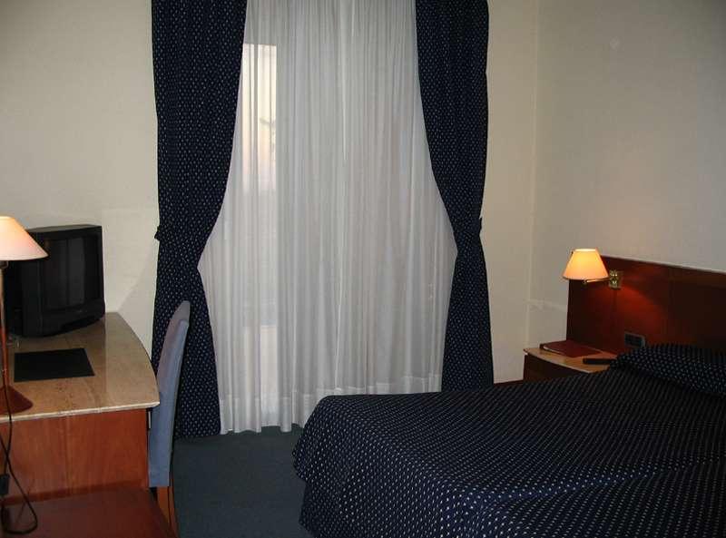 Hotel Astari — photo 3