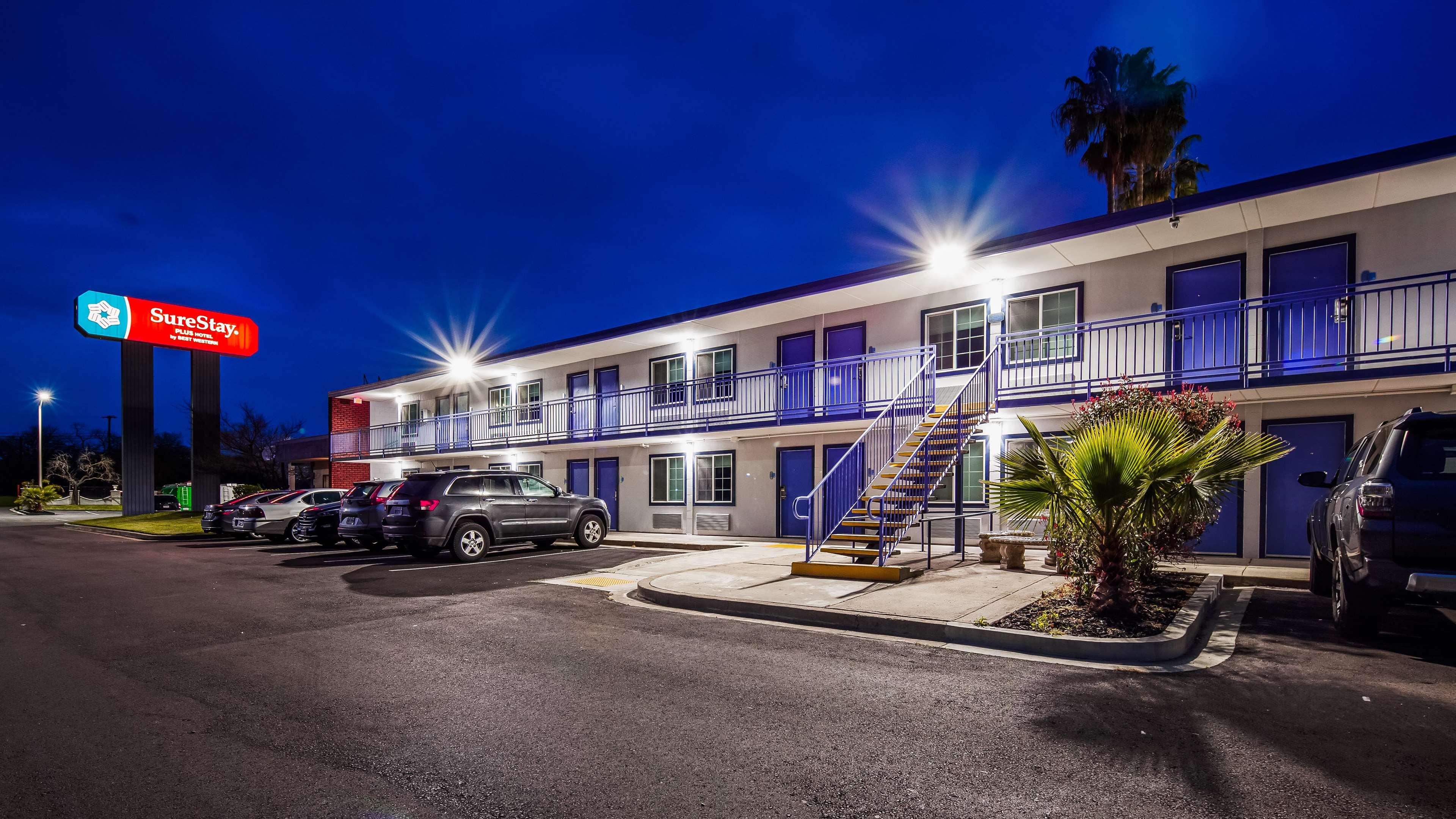 SureStay Plus Hotel by Best Western Sacramento Cal Expo — photo 4