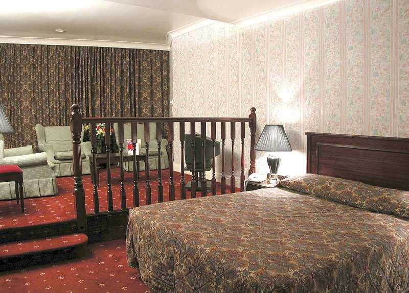 Sachas Hotel Manchester — photo 5