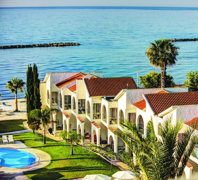 Radisson  Beach Resort Larnaca — photo 2