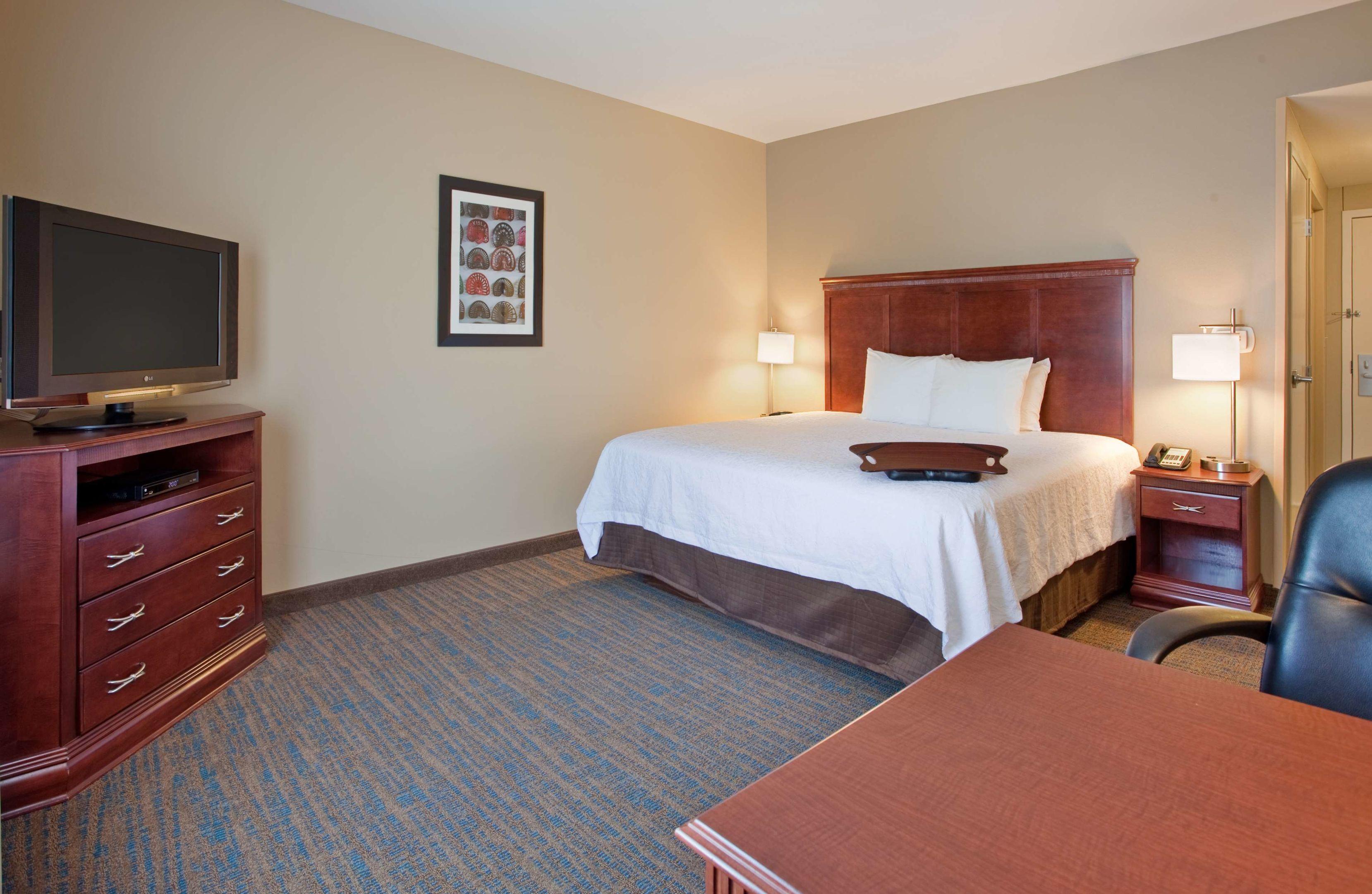 Hampton Inn & Suites Omaha Southwest-La Vista