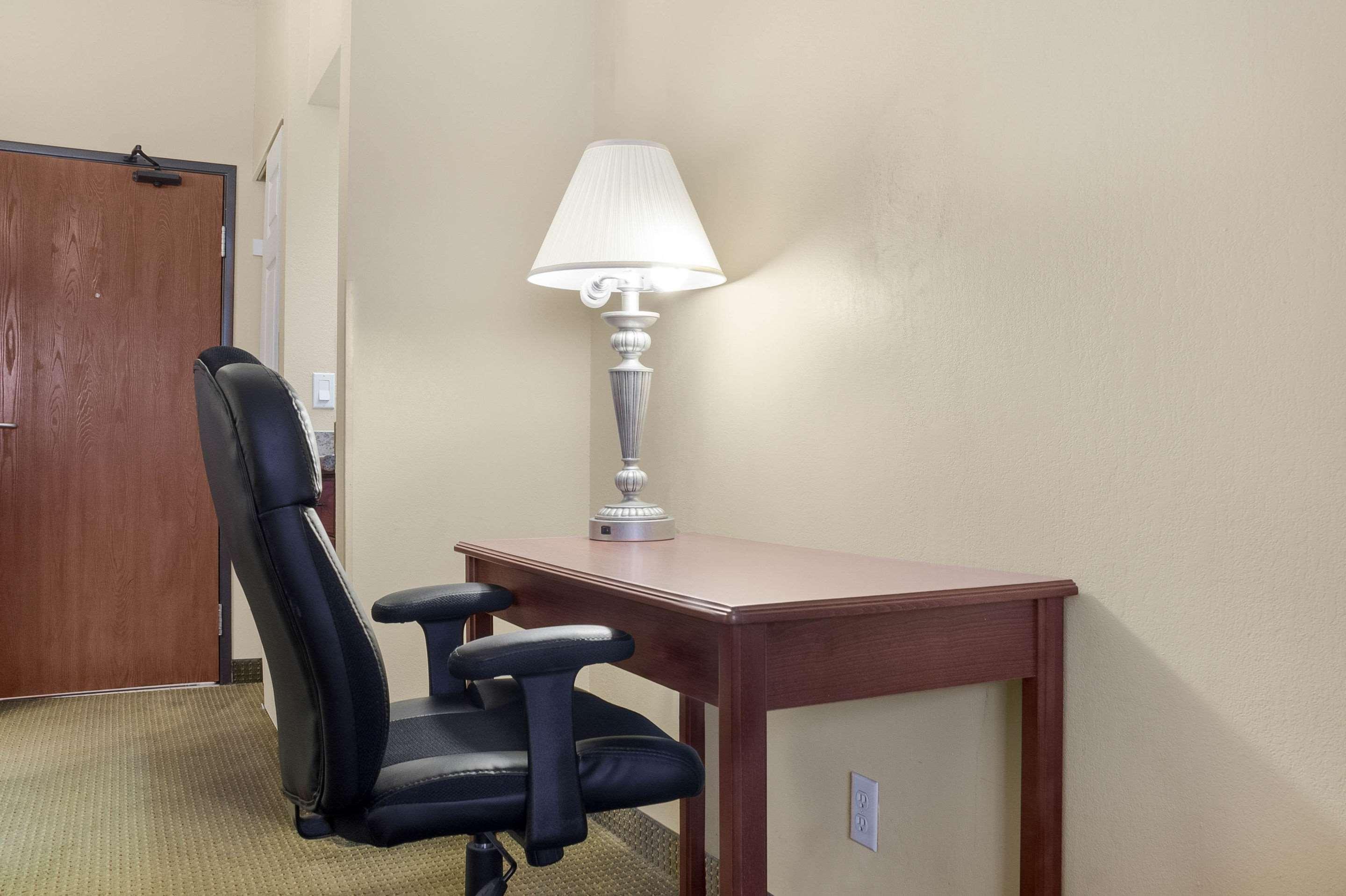 Quality Inn — photo 5