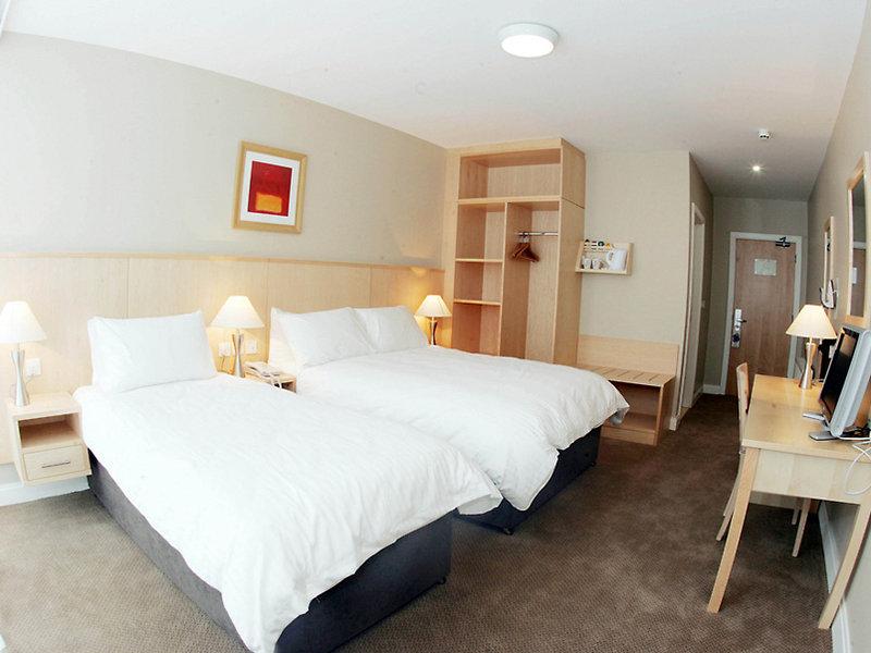 Travelodge Dublin Airport South Hotel — photo 4