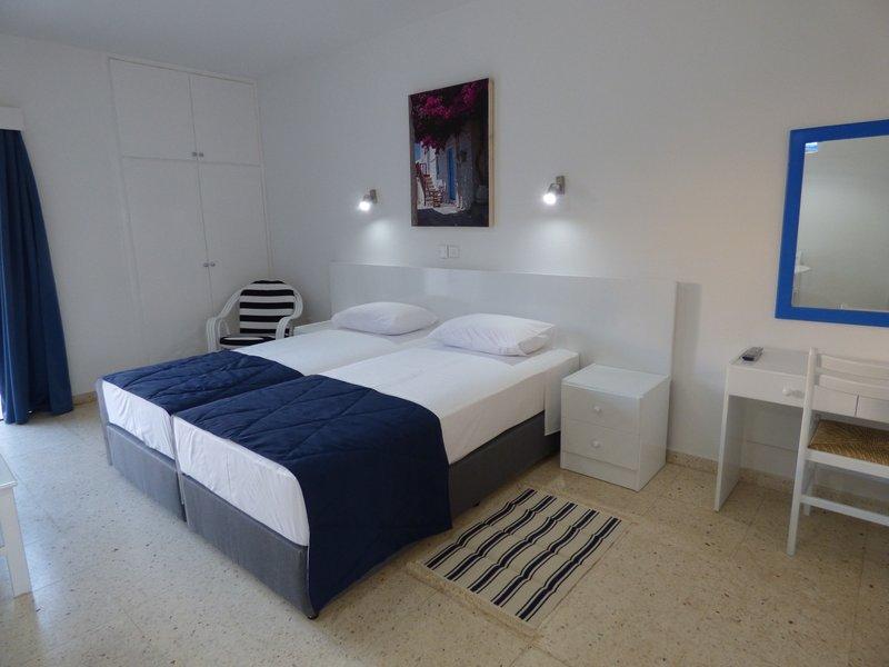 Amore Hotel Apartments — photo 4