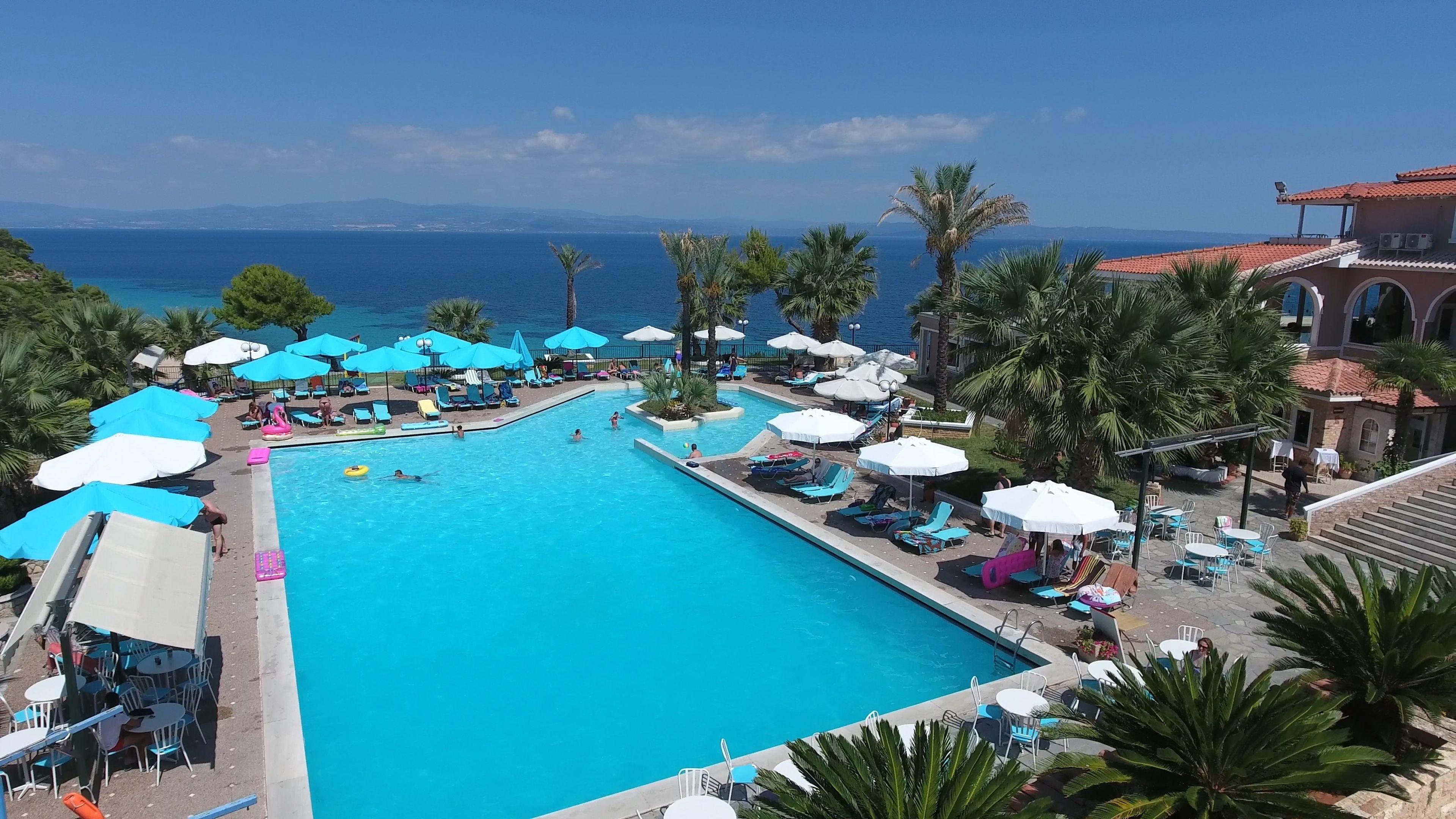 Aristoteles Beach — photo 3