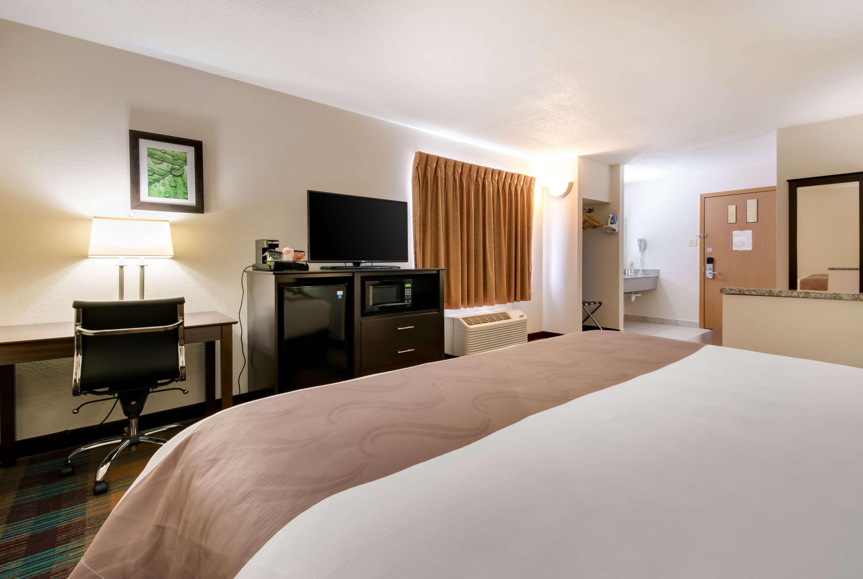 Quality Inn Bloomsburg — photo 4