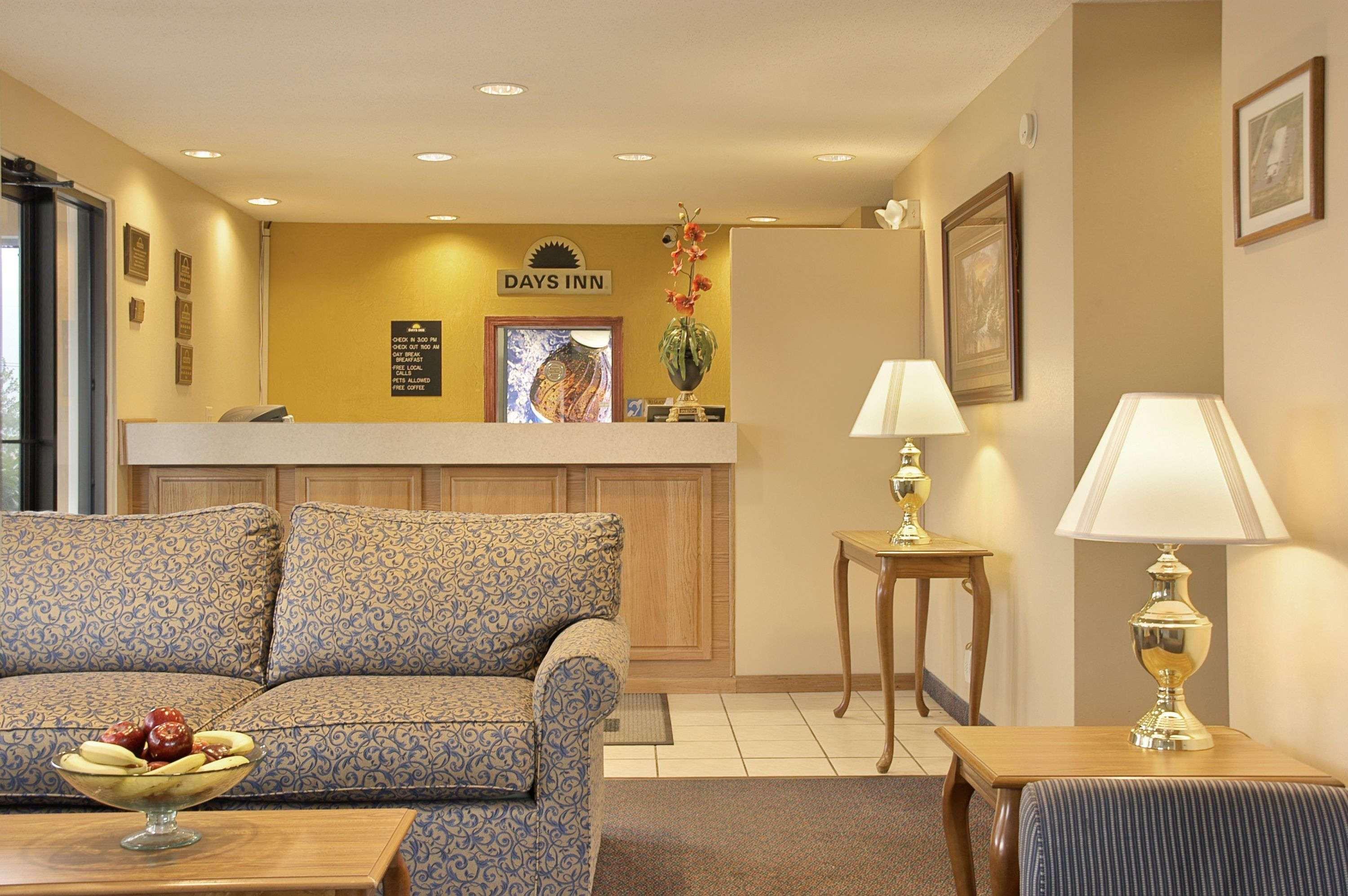 Days Inn Plainfield — photo 5