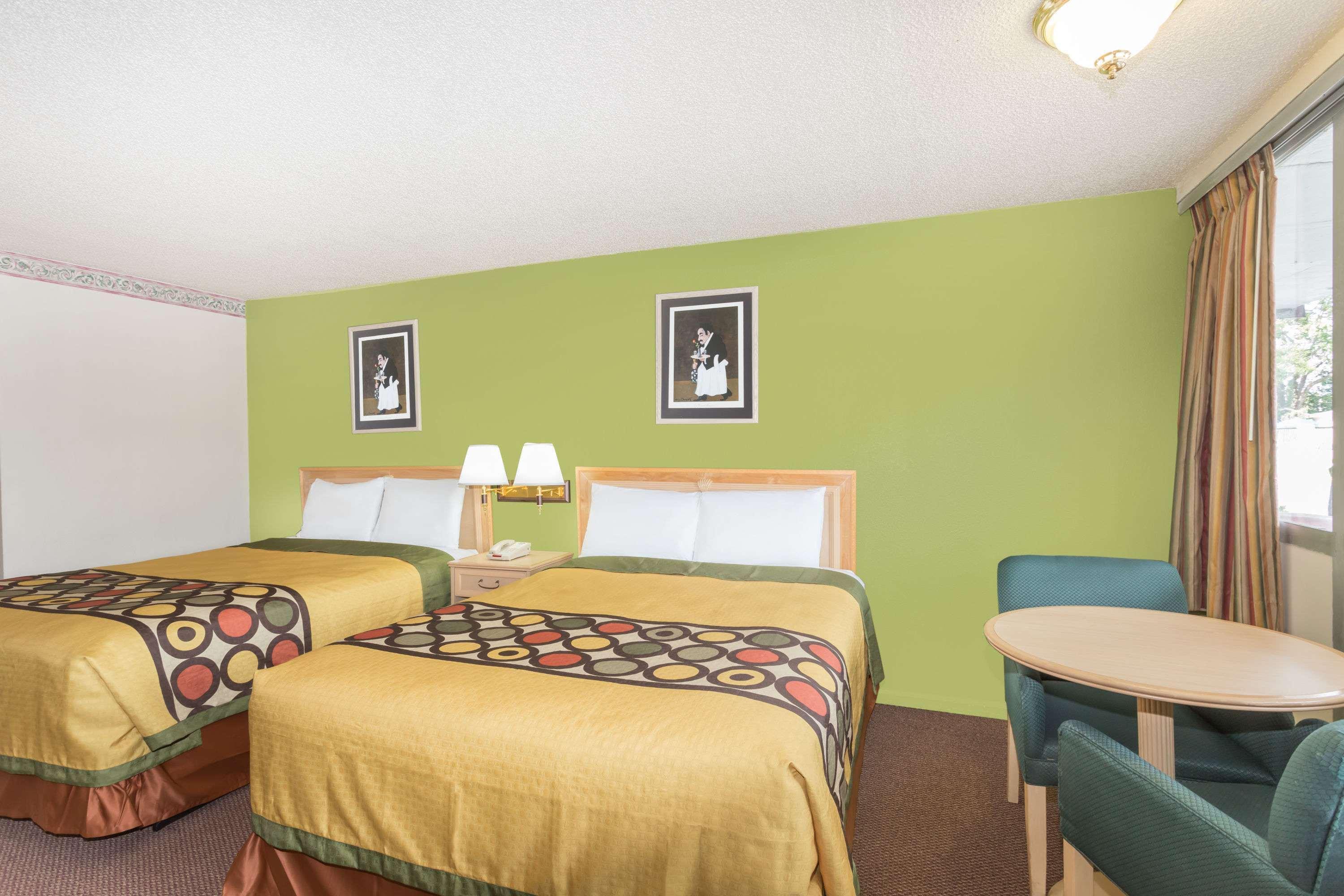 Knights Inn Statesboro — photo 4