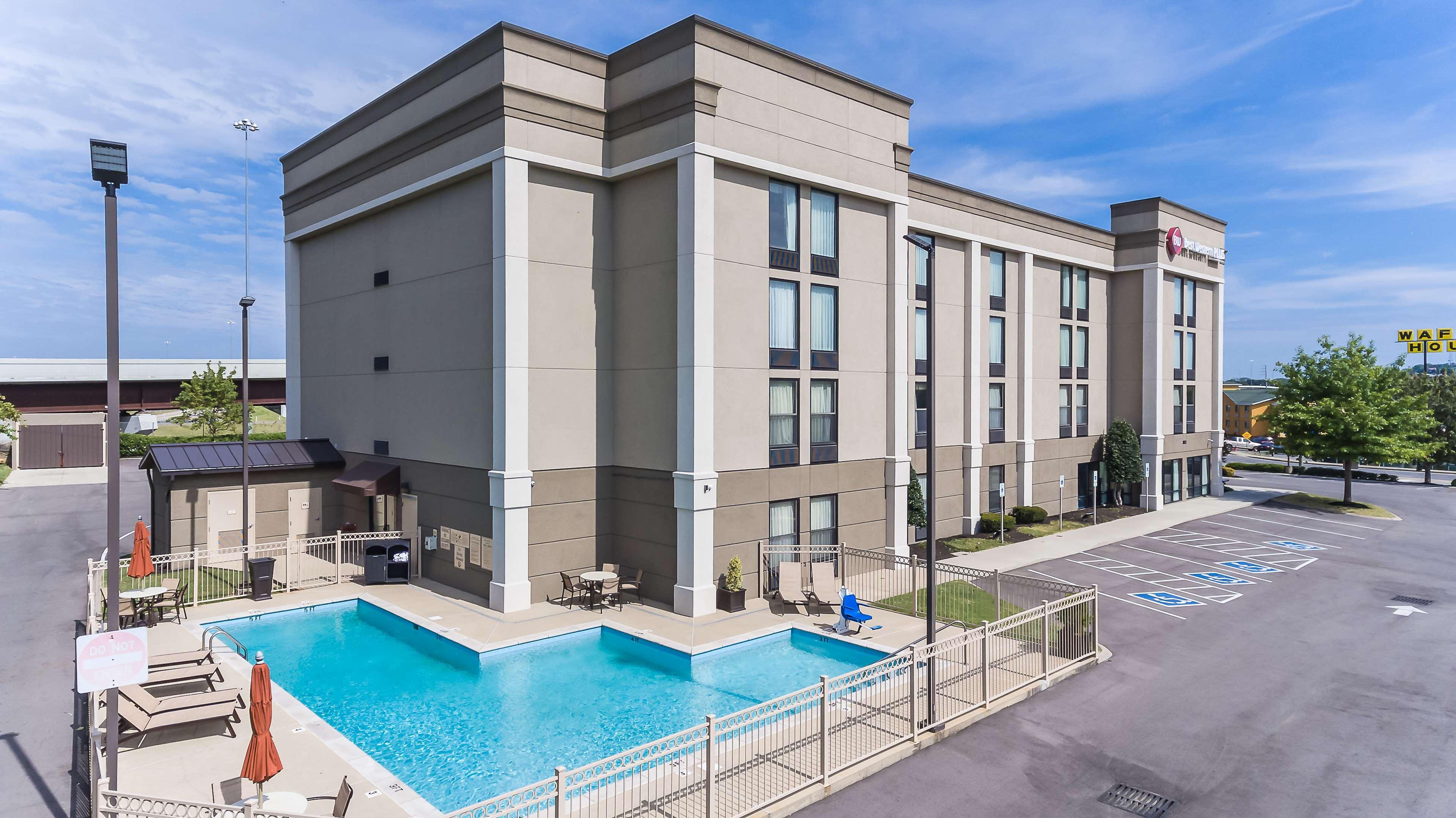 Best Western Plus Belle Meade Inn & Suites — photo 5