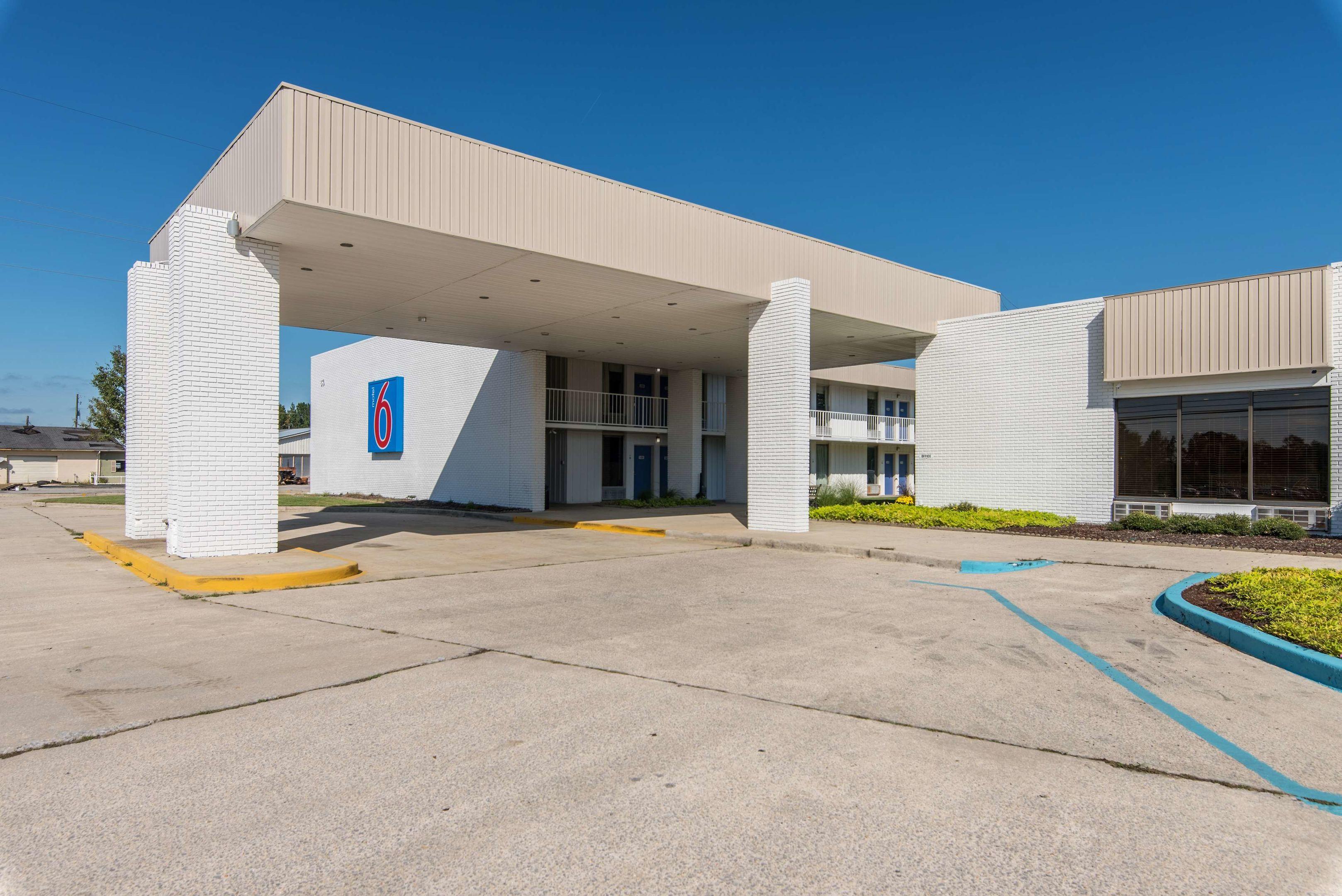 Motel 6 Hamilton, AL — photo 4