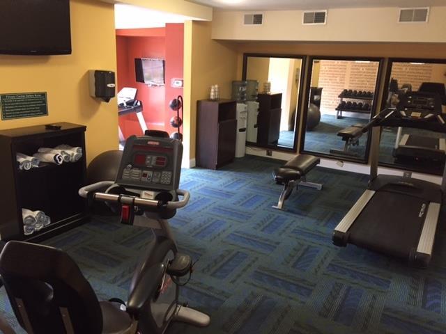District 3 Hotel, an Ascend Hotel Collection Member — photo 5
