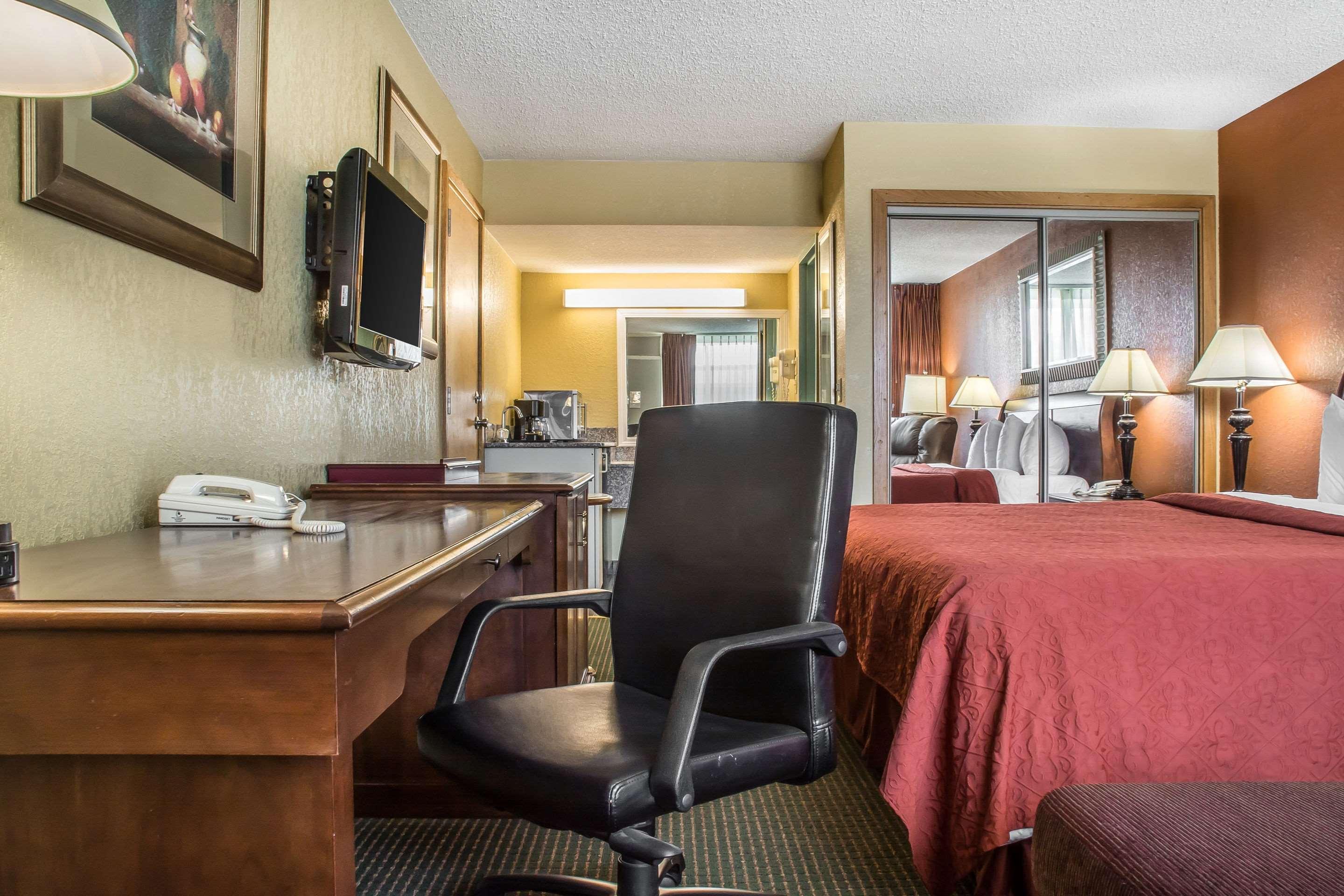 Quality Inn Rome — photo 4