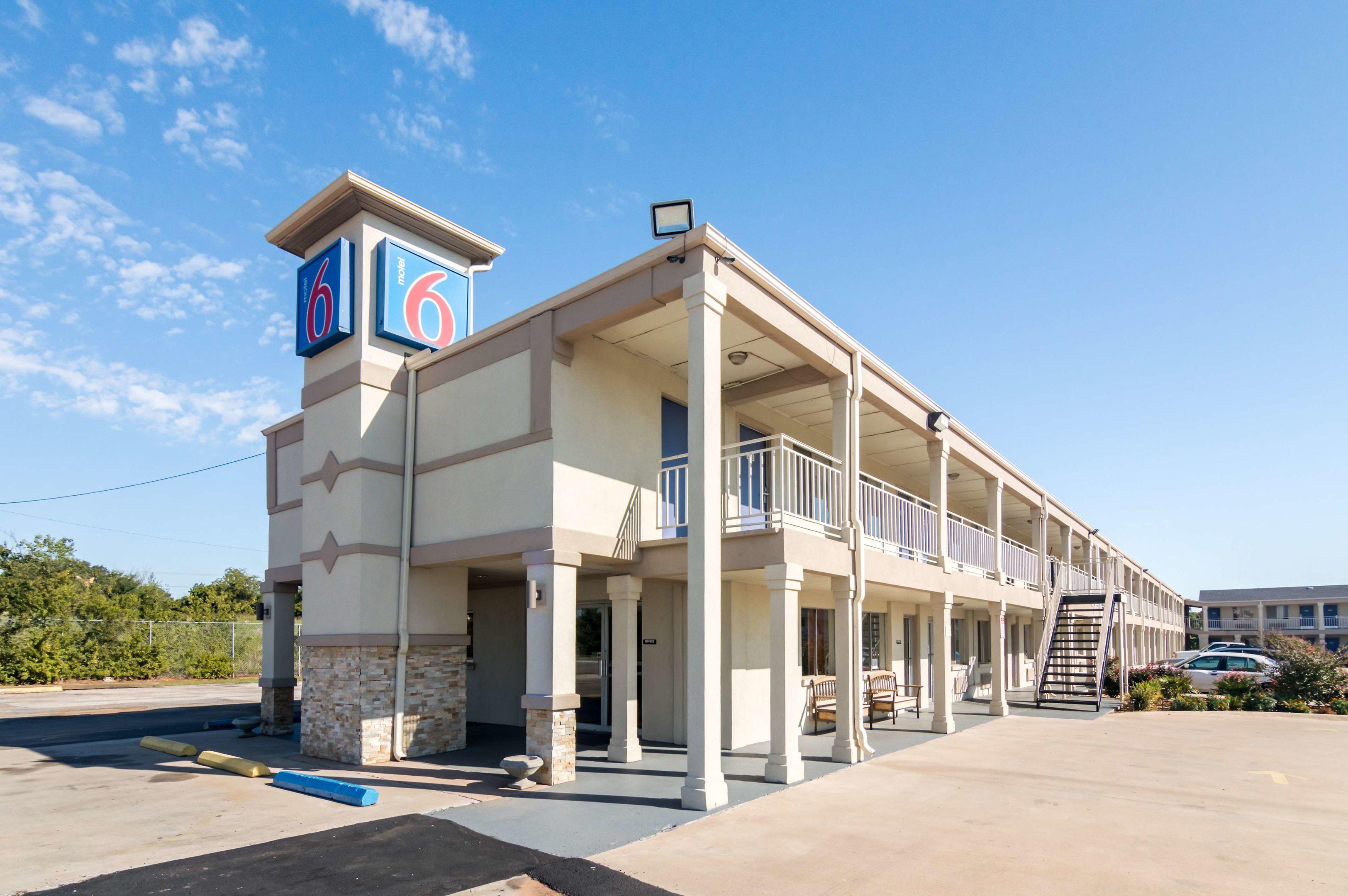 Motel 6 Wichita Falls North — photo 5