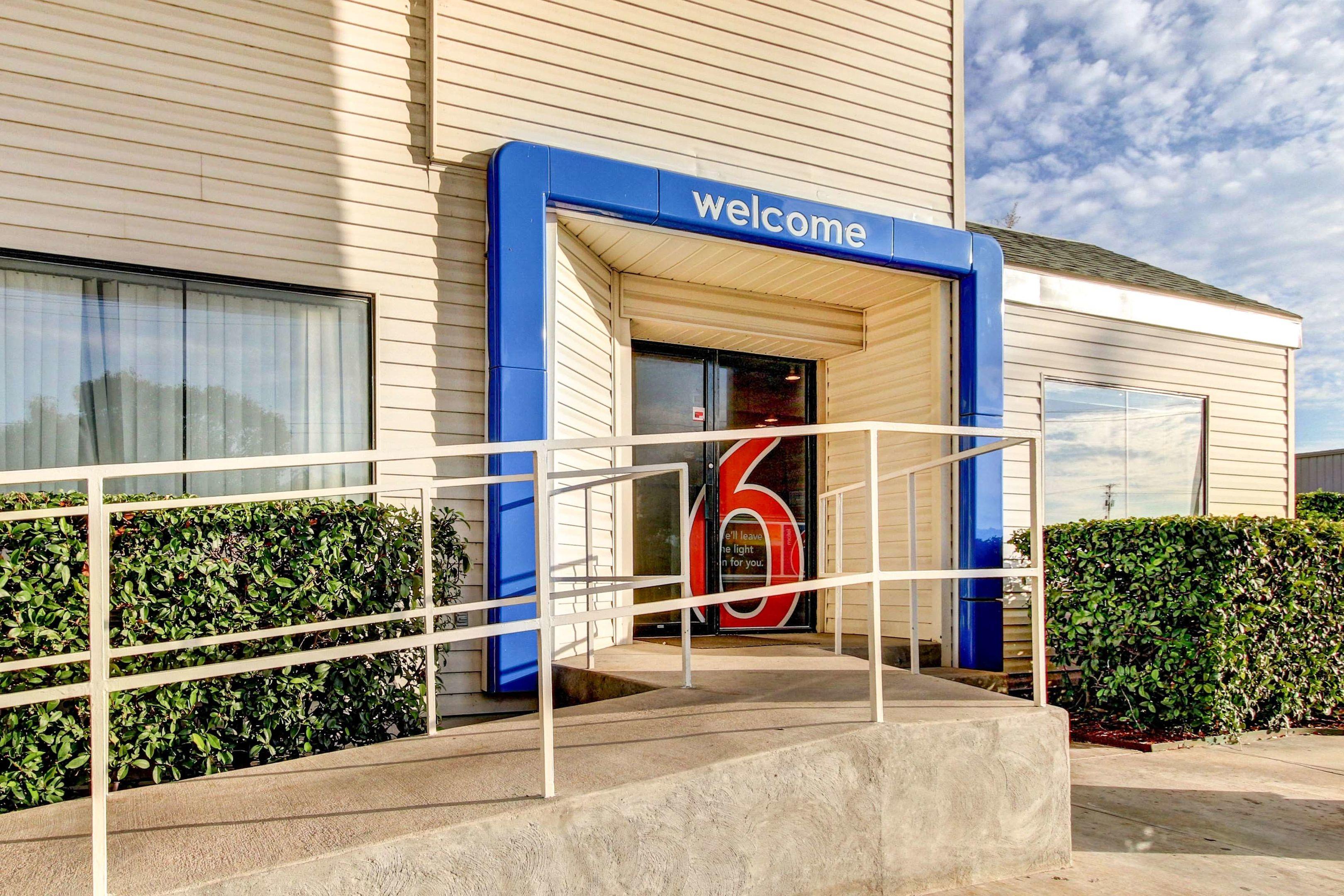 Motel 6 Waco South