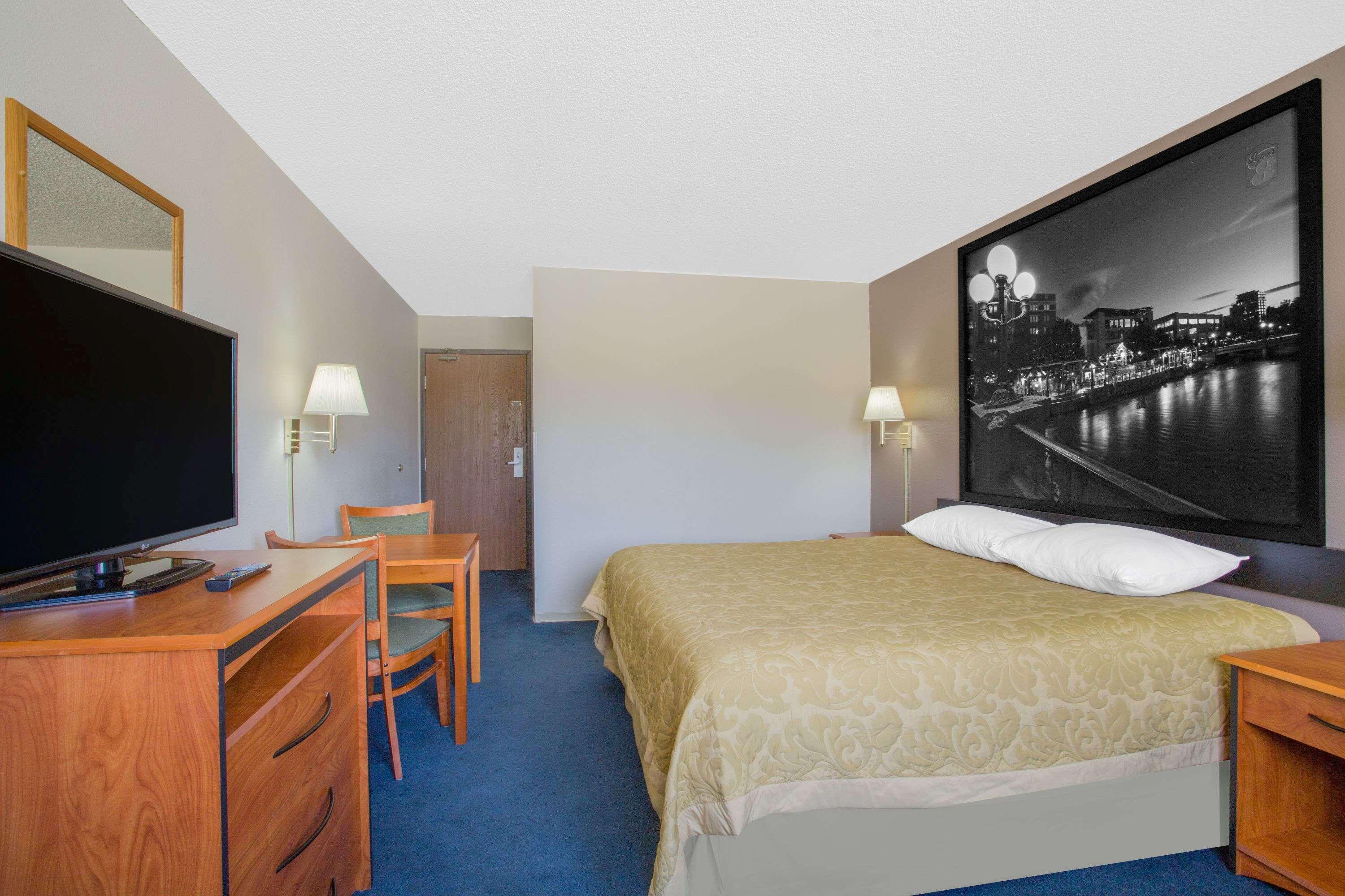 Super 8 by Wyndham Winnemucca NV — photo 5
