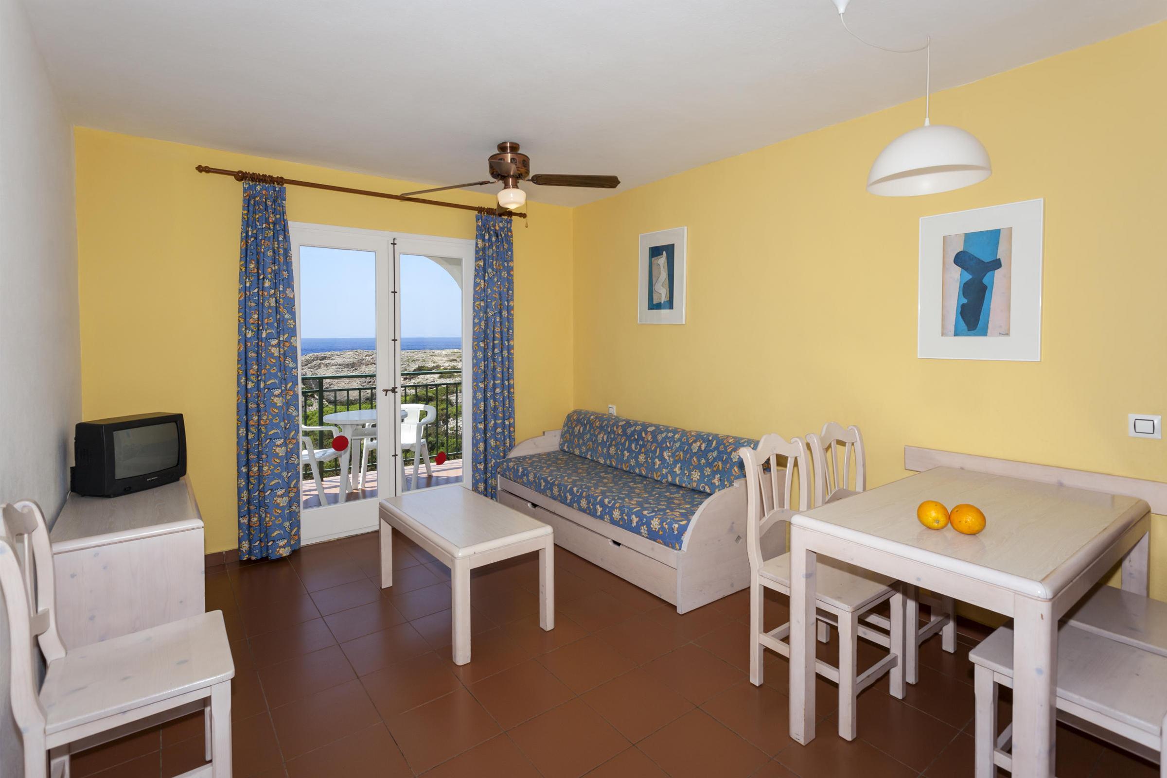 Oasis Park Apartments — photo 4