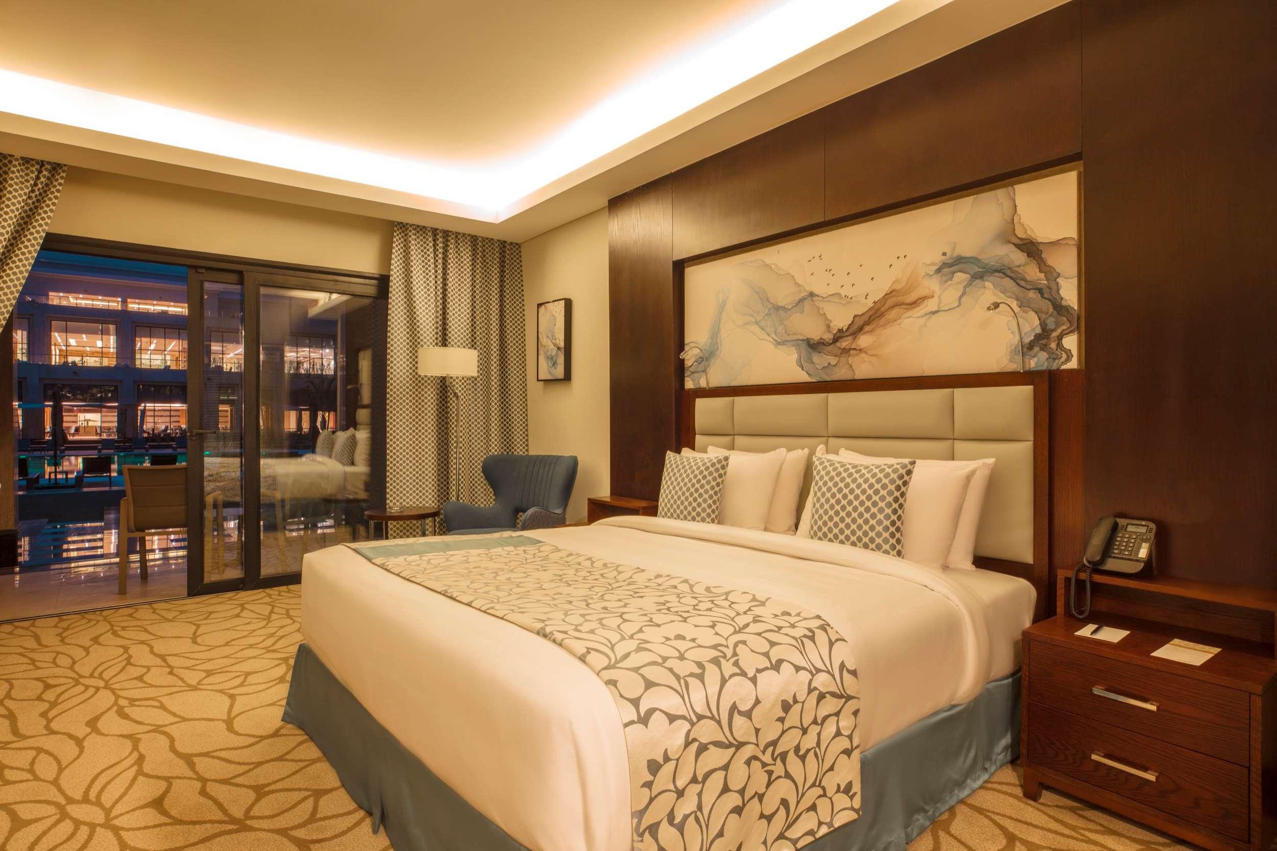 Triumph Luxury Hotel — photo 4