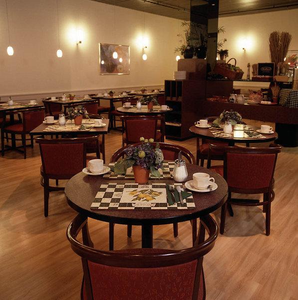 Best Western Dam Square Inn — photo 4