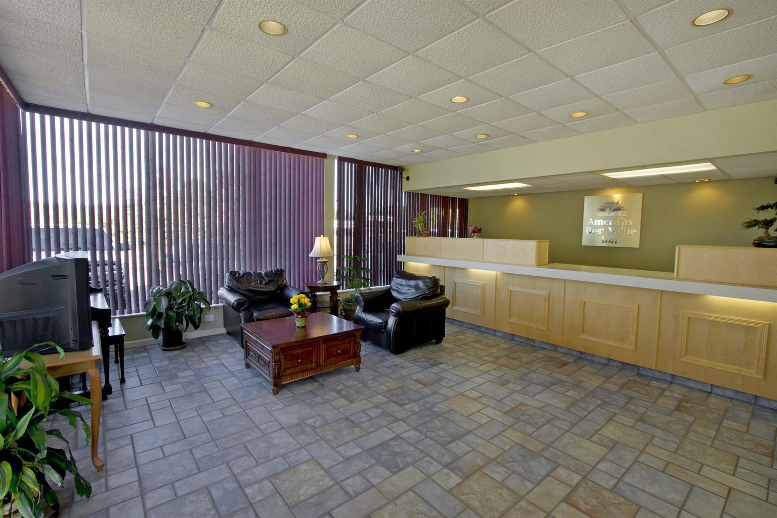 Americas Best Value Inn-Pell City/Riverside — photo 5