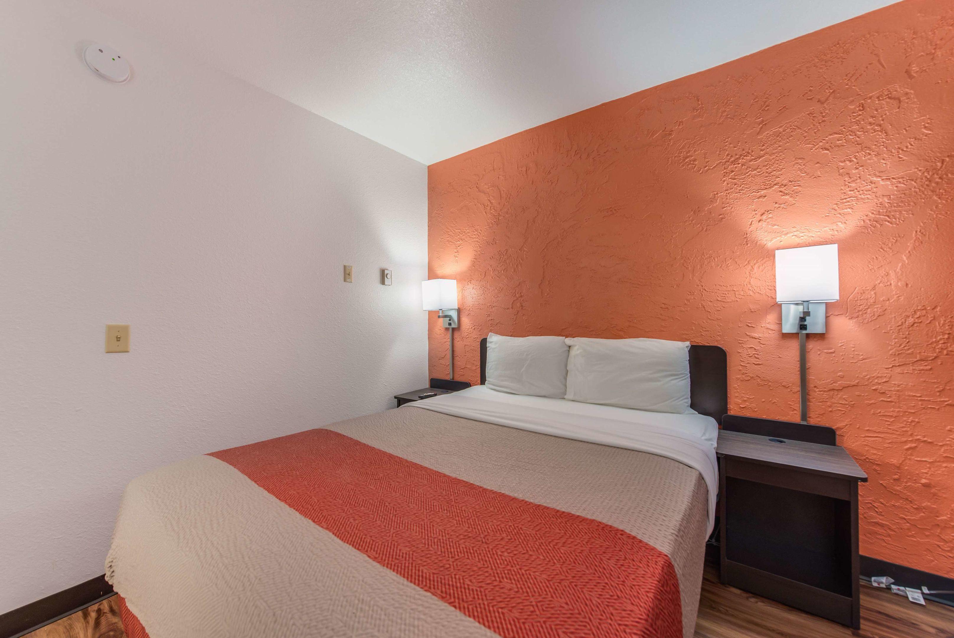 Motel 6 St Paul I-94 — photo 4
